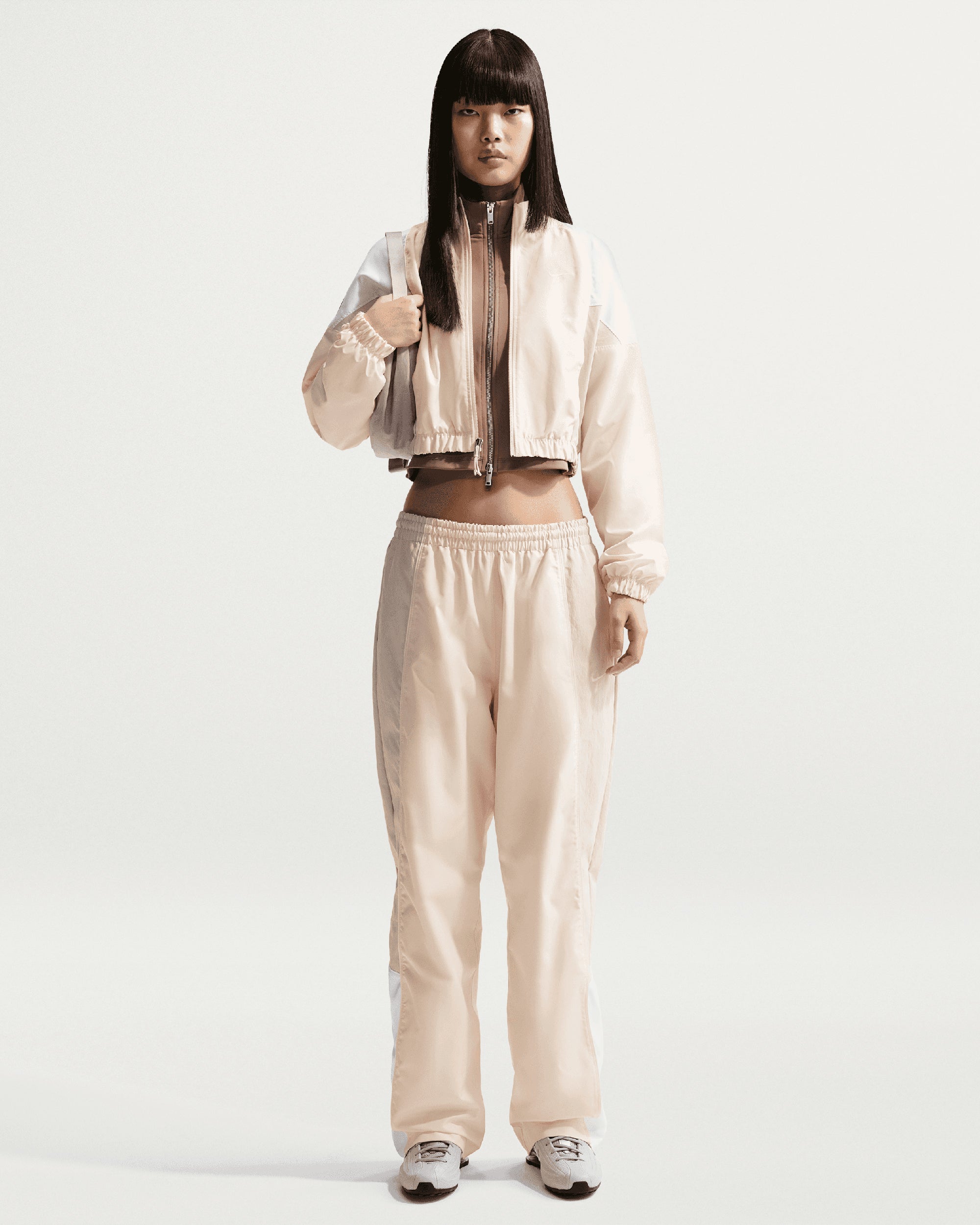 Jackets Coats Nike Sportswear Water-Repellent Crop Women's Track Jacket - IF0216-103
