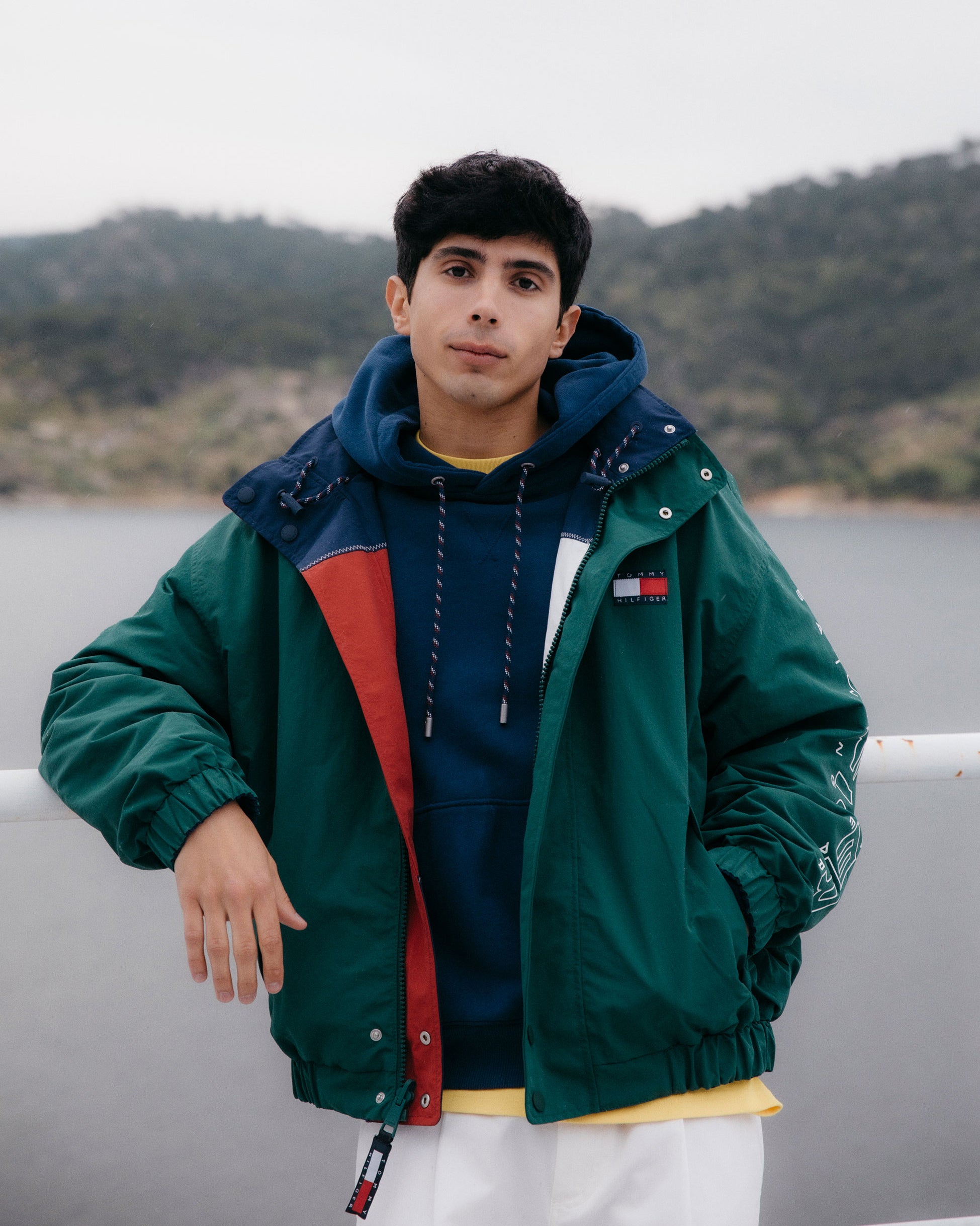 Jackets Coats Tommy Hilfiger Sailing Reversible Relaxed Men's Rain Jacket - MN0MN00006L6K