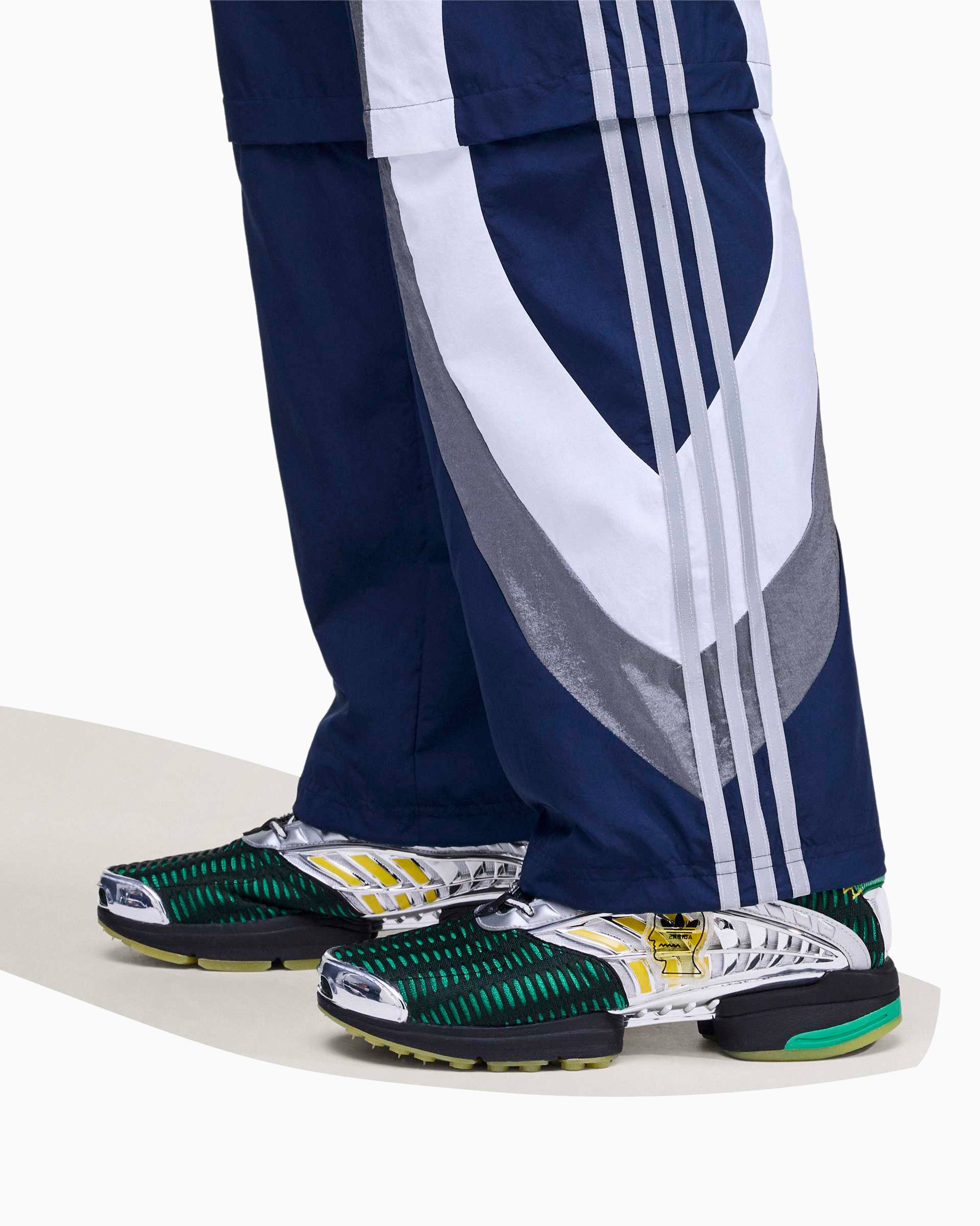 Pants adidas Originals x Brain Dead Detachable Relaxed Unisex Sweatpants - JY7975