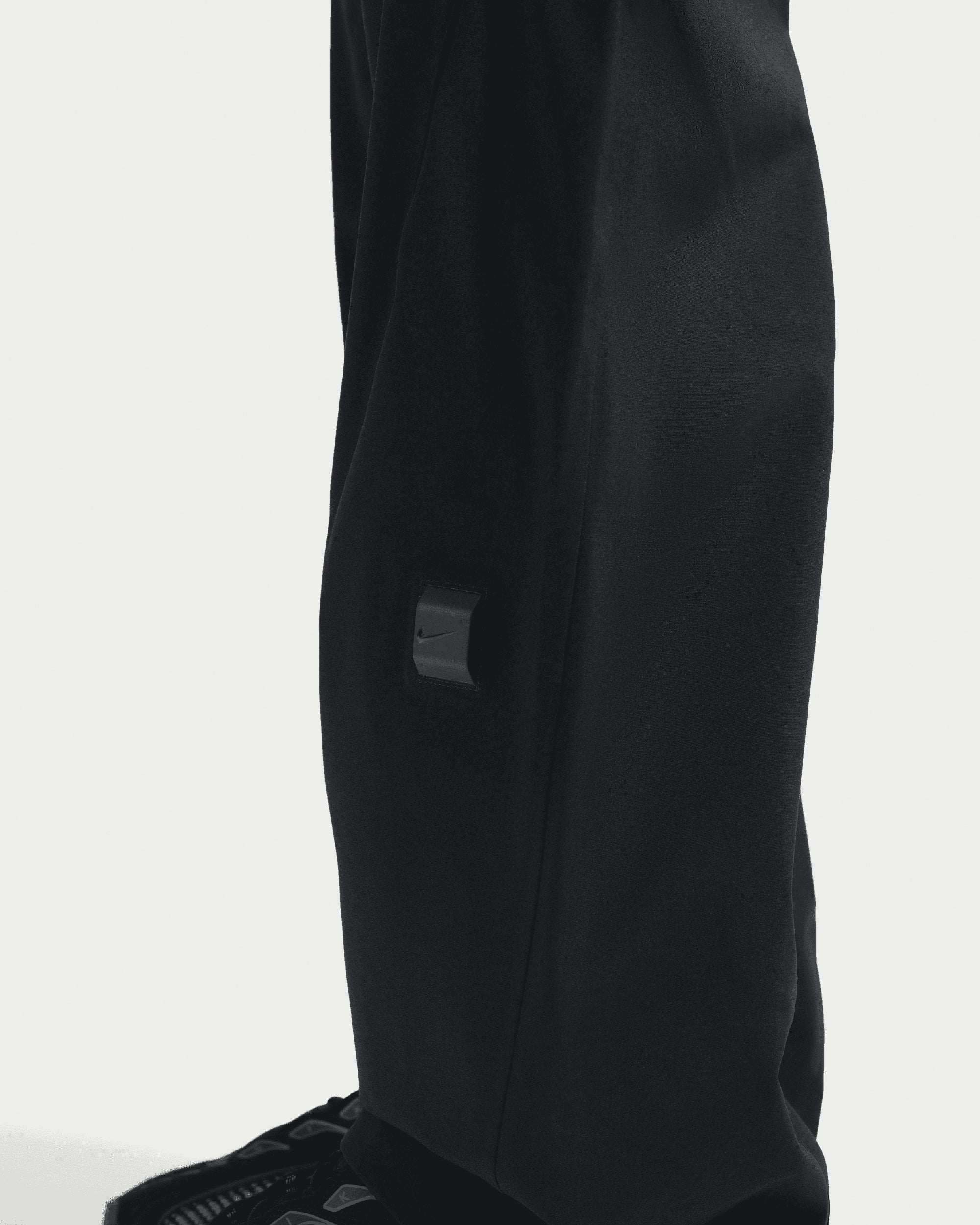 Pants Nike x Drake NOCTA Code "Prestigious Flow" Gore-Tex® Relaxed Men's Sweatpants - HQ4481-010