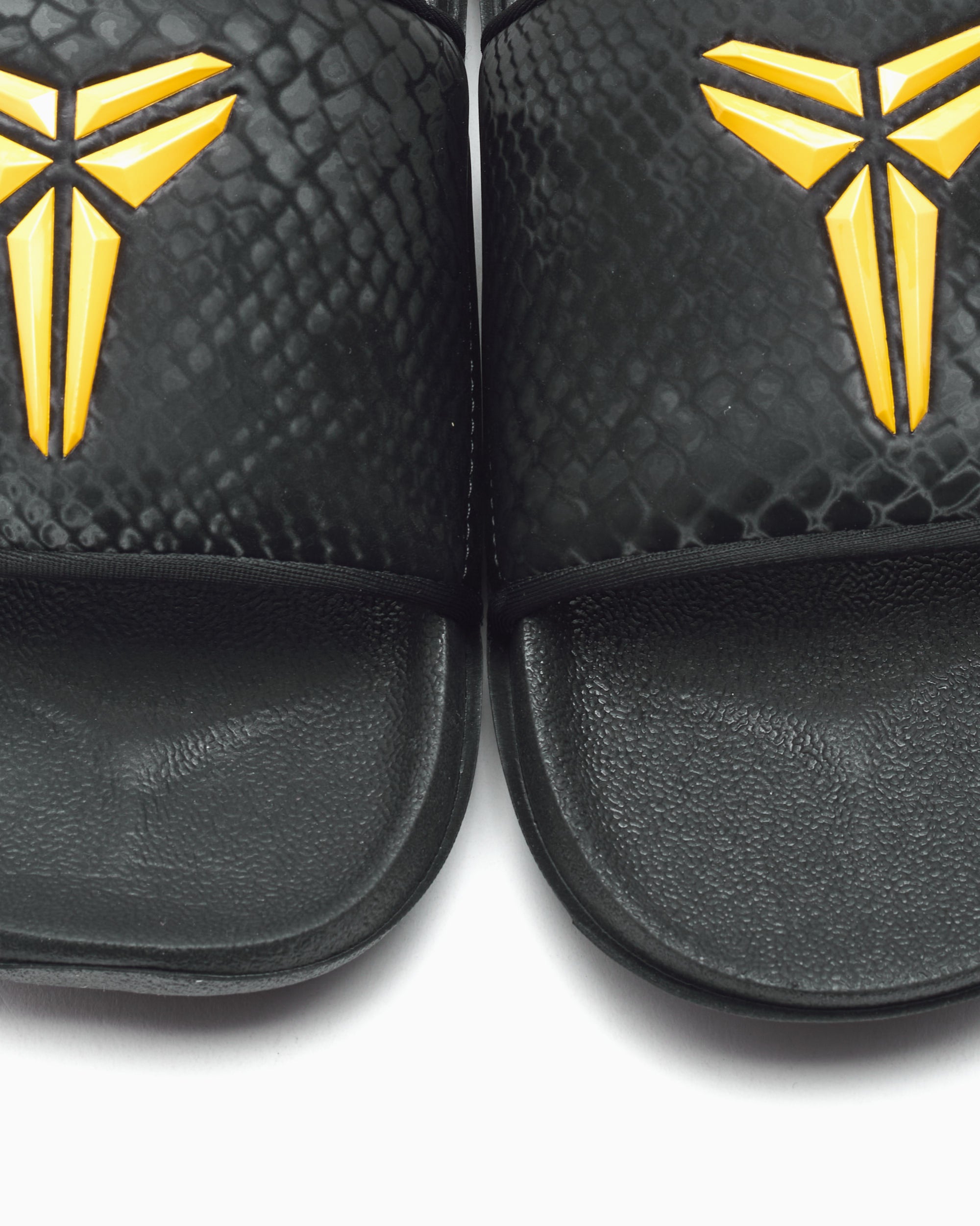 Sandals Nike x Kobe Bryant Offcourt Slide - IF2870-003