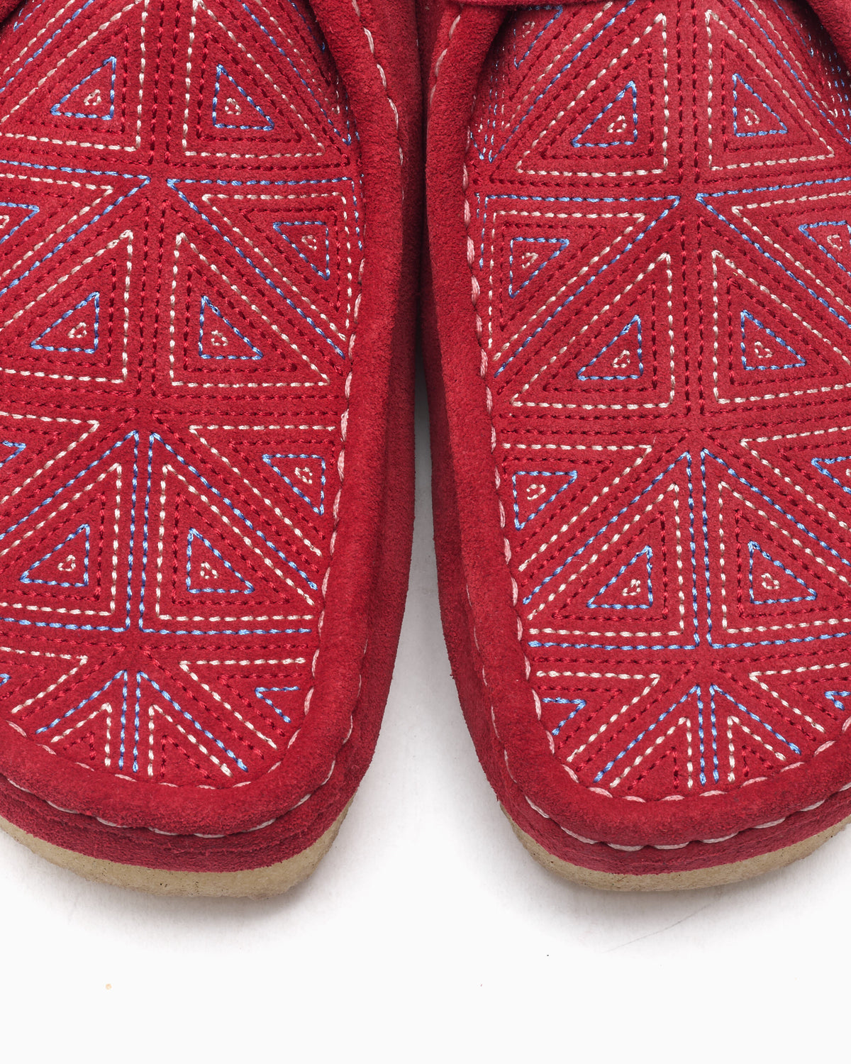 Shoes Clarks x Blanch Yu Wallabee "Red Interest" Men's Shoes - 26327593