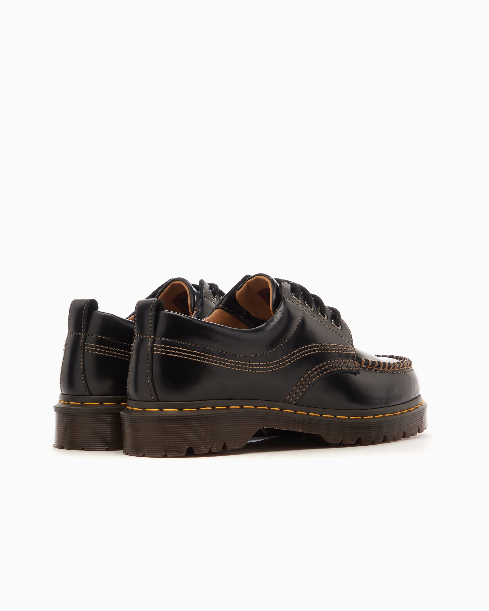 Shoes Dr. Martens Lowell Moc Unisex Shoes - 31816001