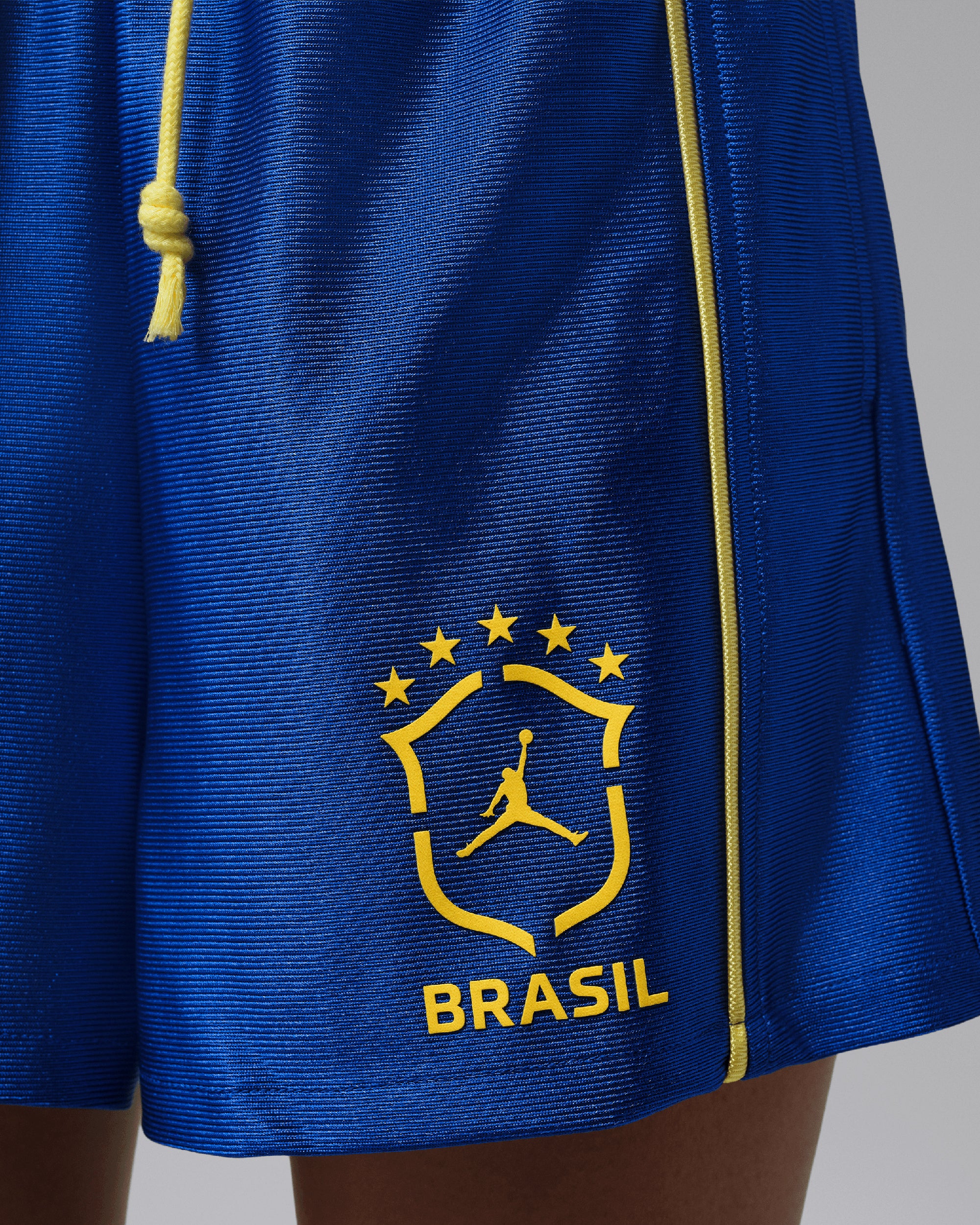 Shorts Jordan Brooklyn Brasil Logo Women's Shorts - IO2456-417