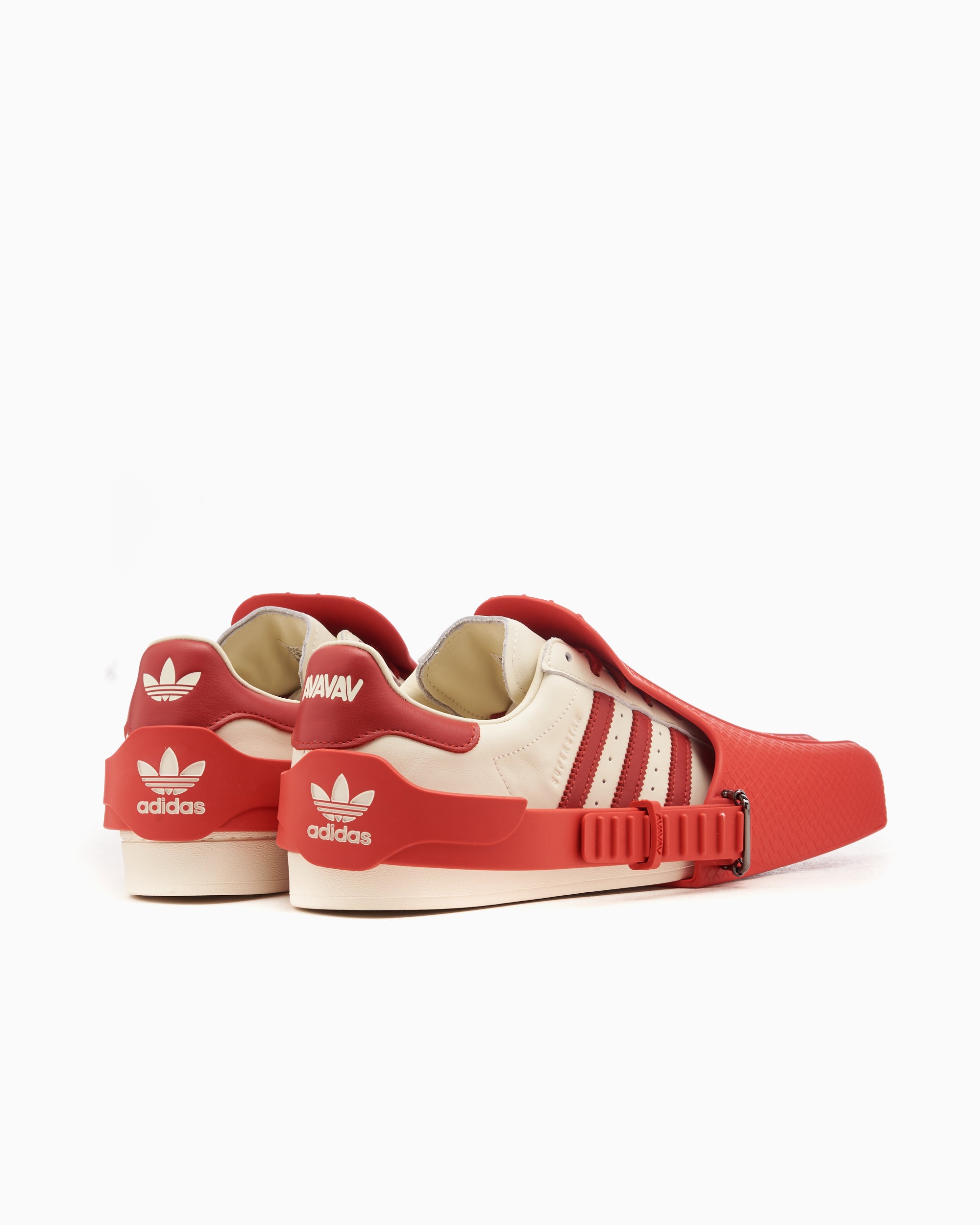 Sneakers adidas Originals x AVAVAV Women's Superfinger Superstar - JP7142