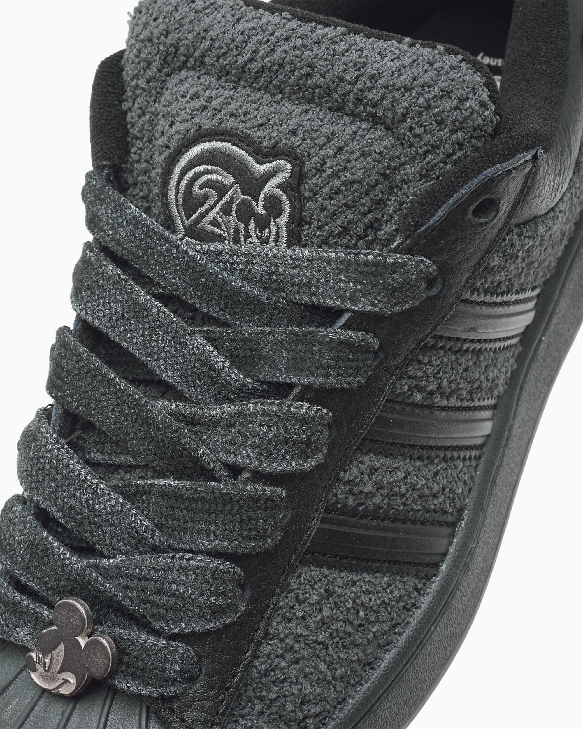 Sneakers adidas Originals x Disney Mickey Mouse Superstar ST - KJ9942