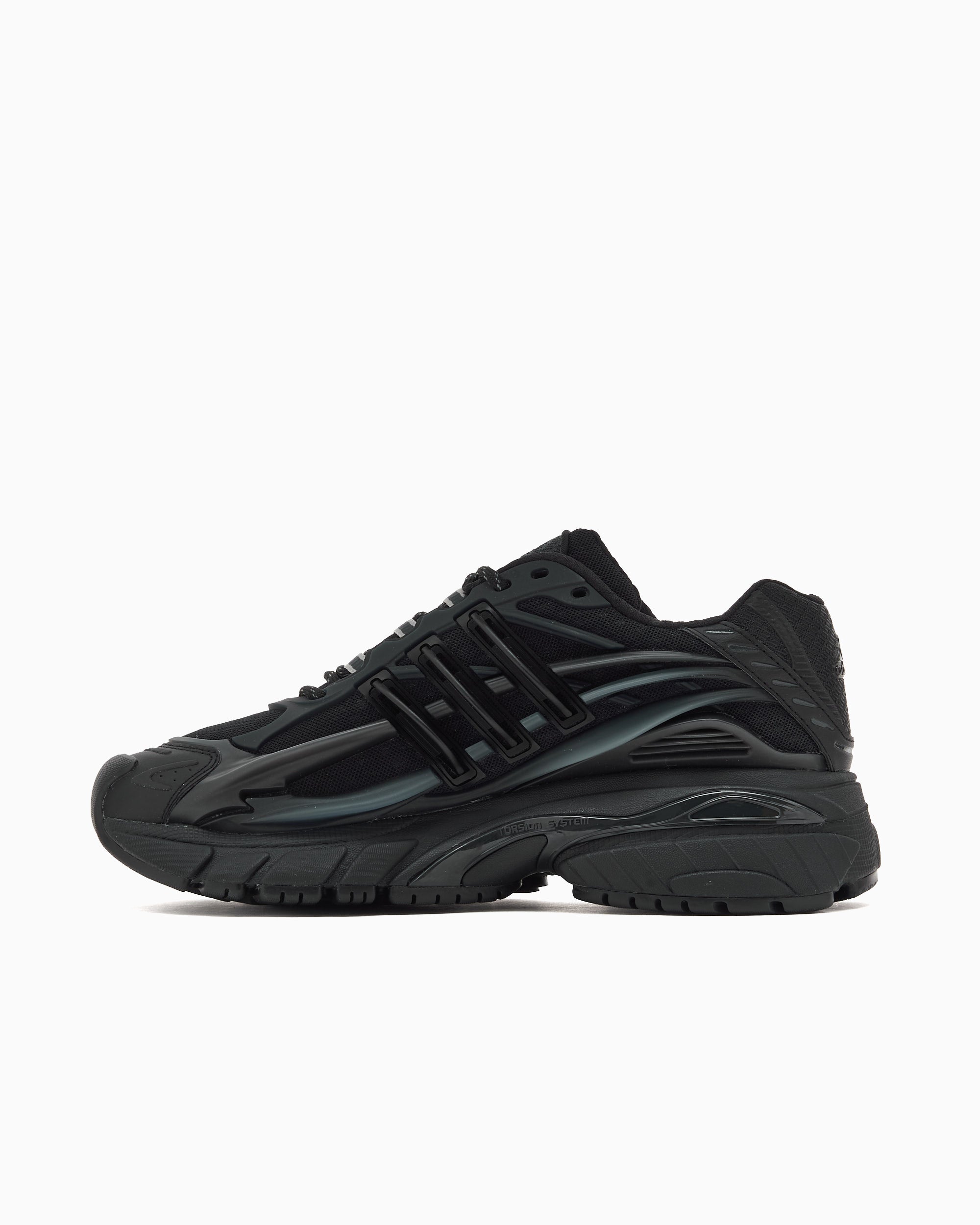 Sneakers adidas Originals x Pharrell Williams Virginia Adistar Jellyfish "Triple Black" - KJ3841