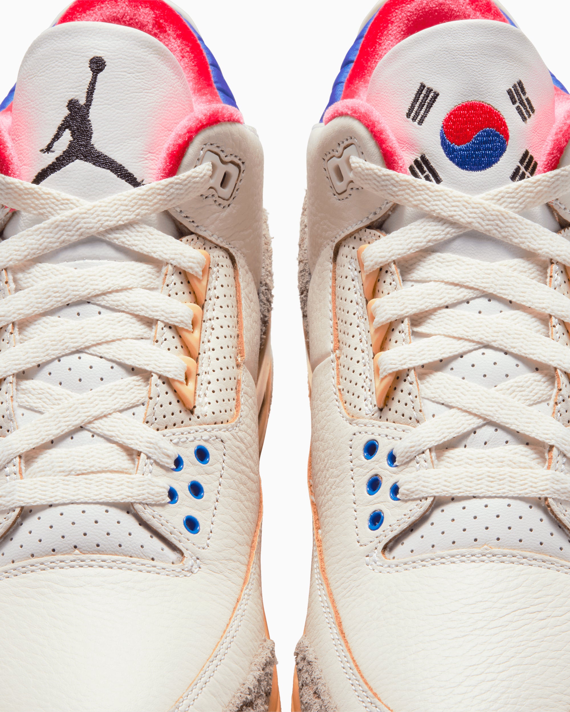 Sneakers Air Jordan 3 Retro OG SP "Seoul 2.0" - IB1482-100