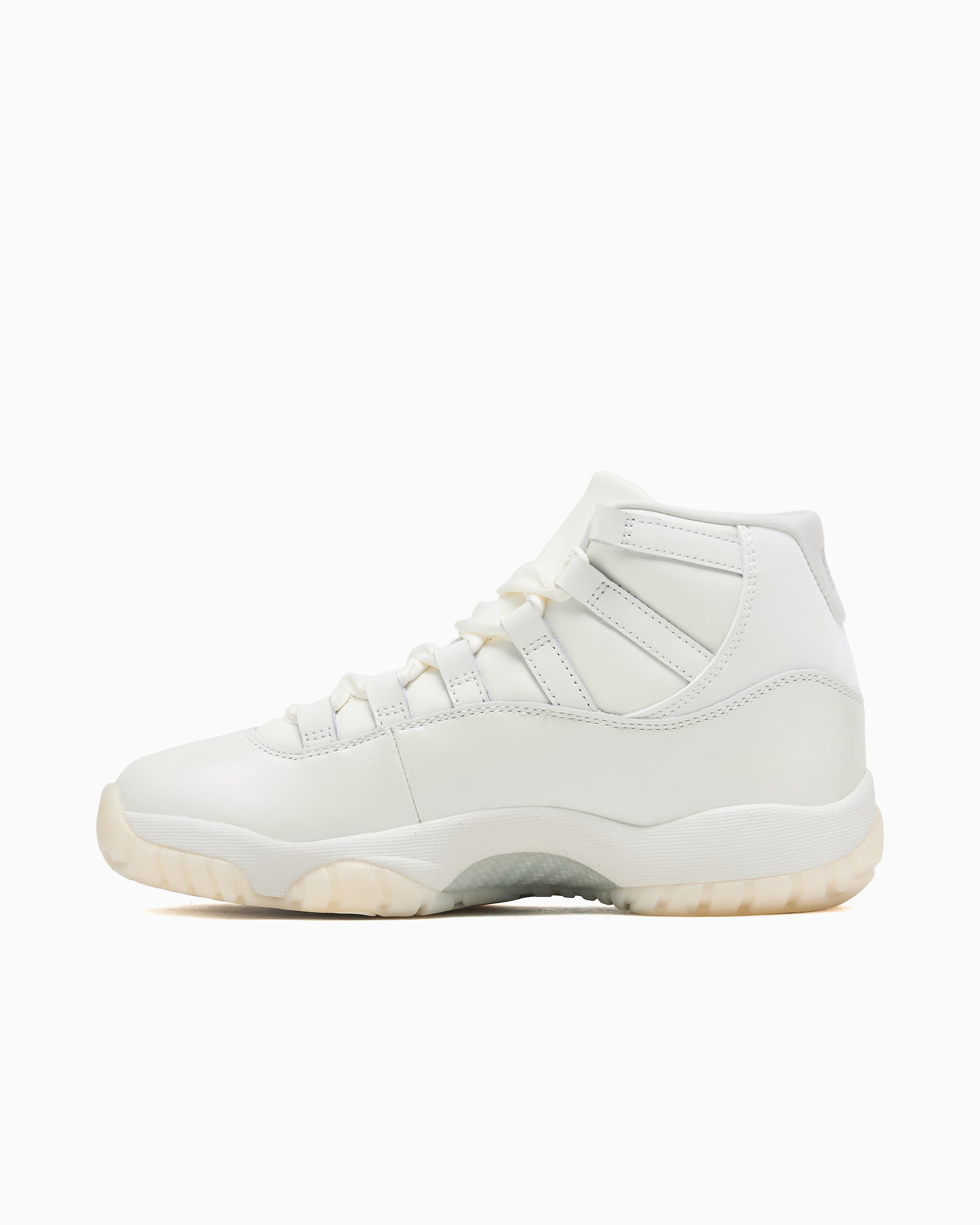 Sneakers Air Jordan Women's 11 Retro "Pearl" - AR0715-110
