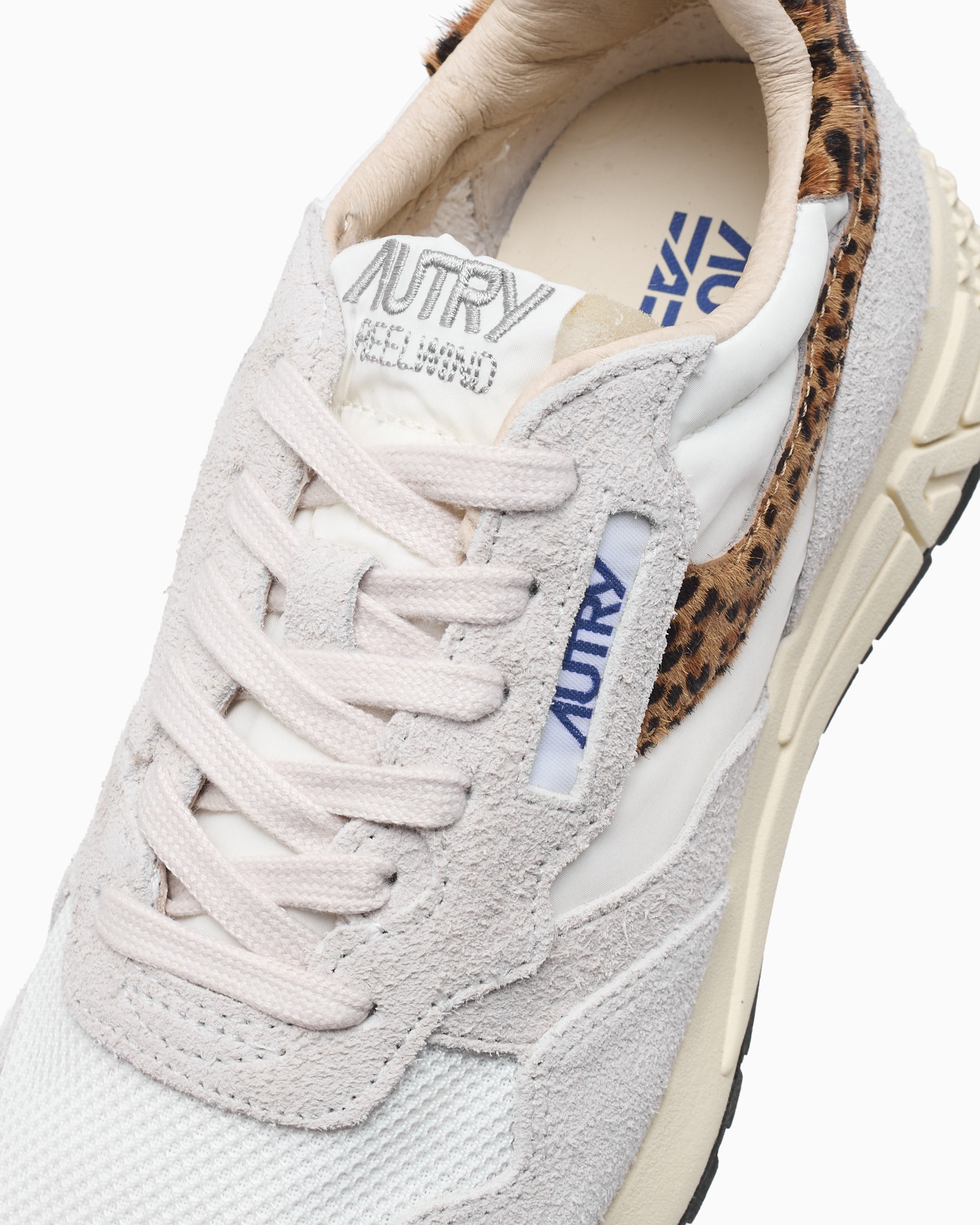 Sneakers Autry Women's Reelwind Low - WWLWEP01