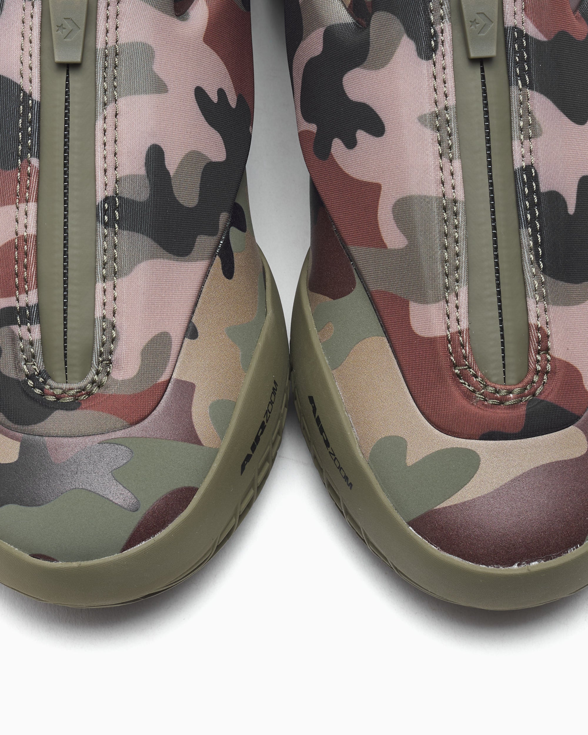 Sneakers Converse Shai 001 "Echo" - A19839C