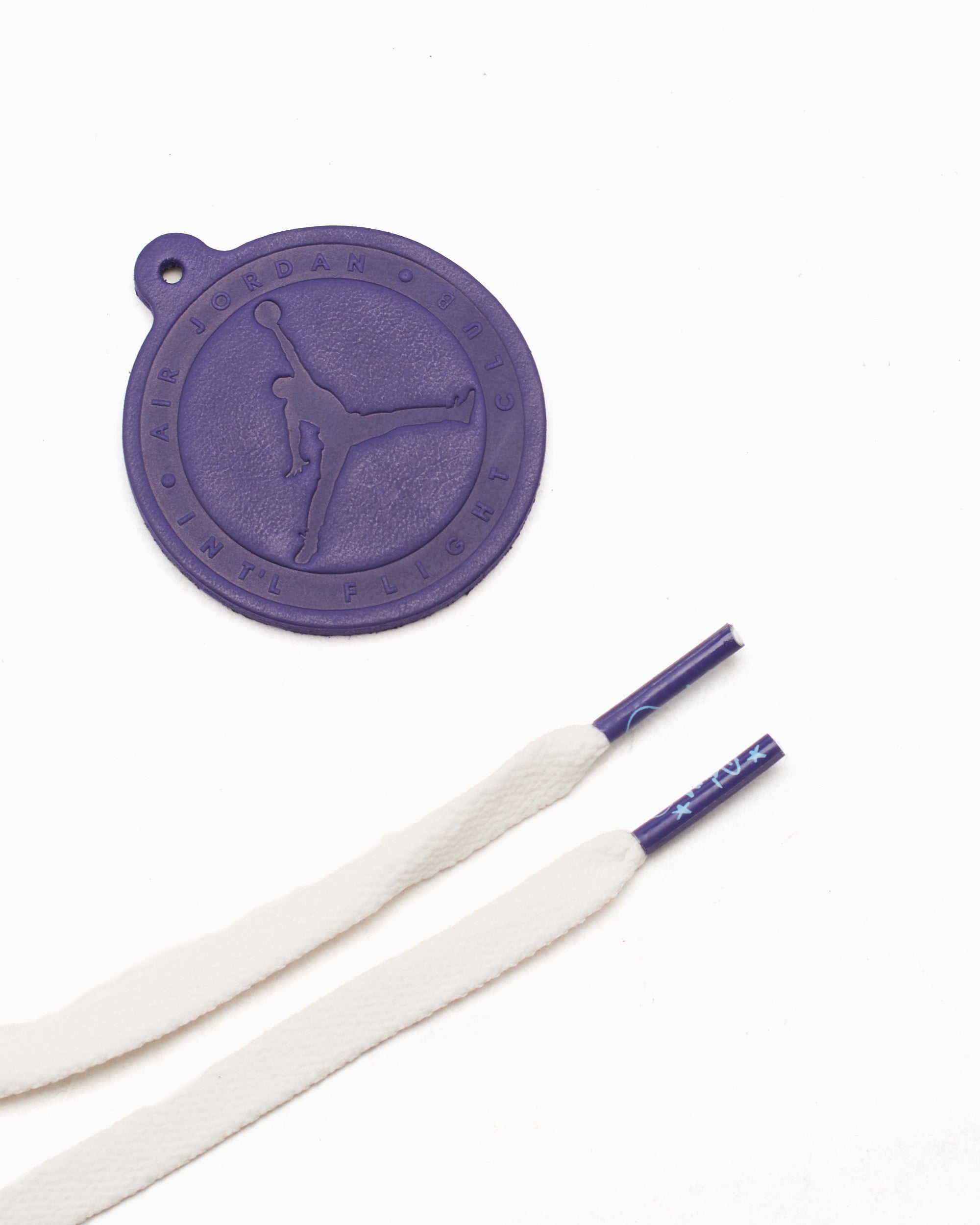 Sneakers Jordan x Opium Paris Air Ship PE SP "Black Court Purple" - FQ8281-100