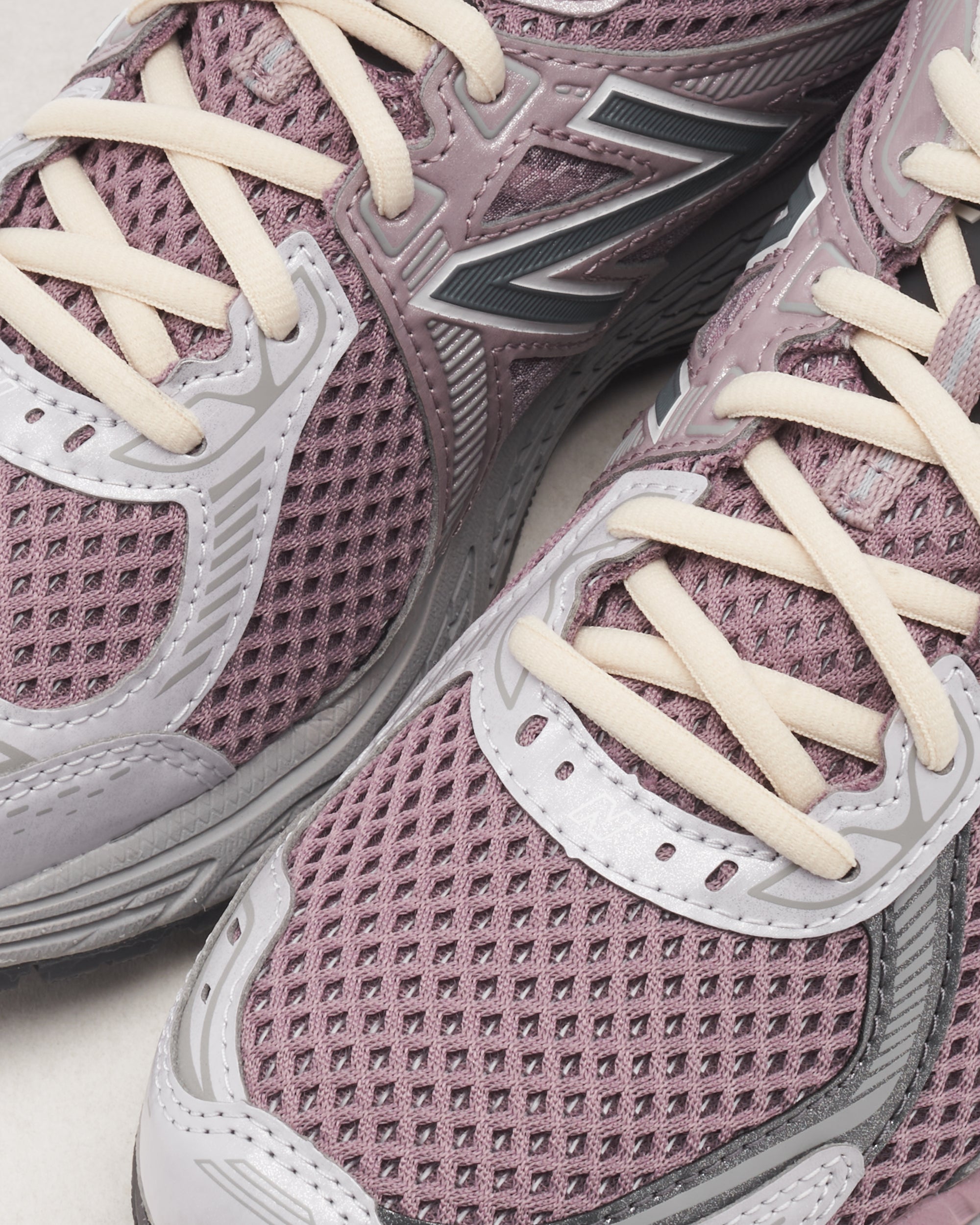 Sneakers New Balance ML860v2 BW2 - ML860BW2