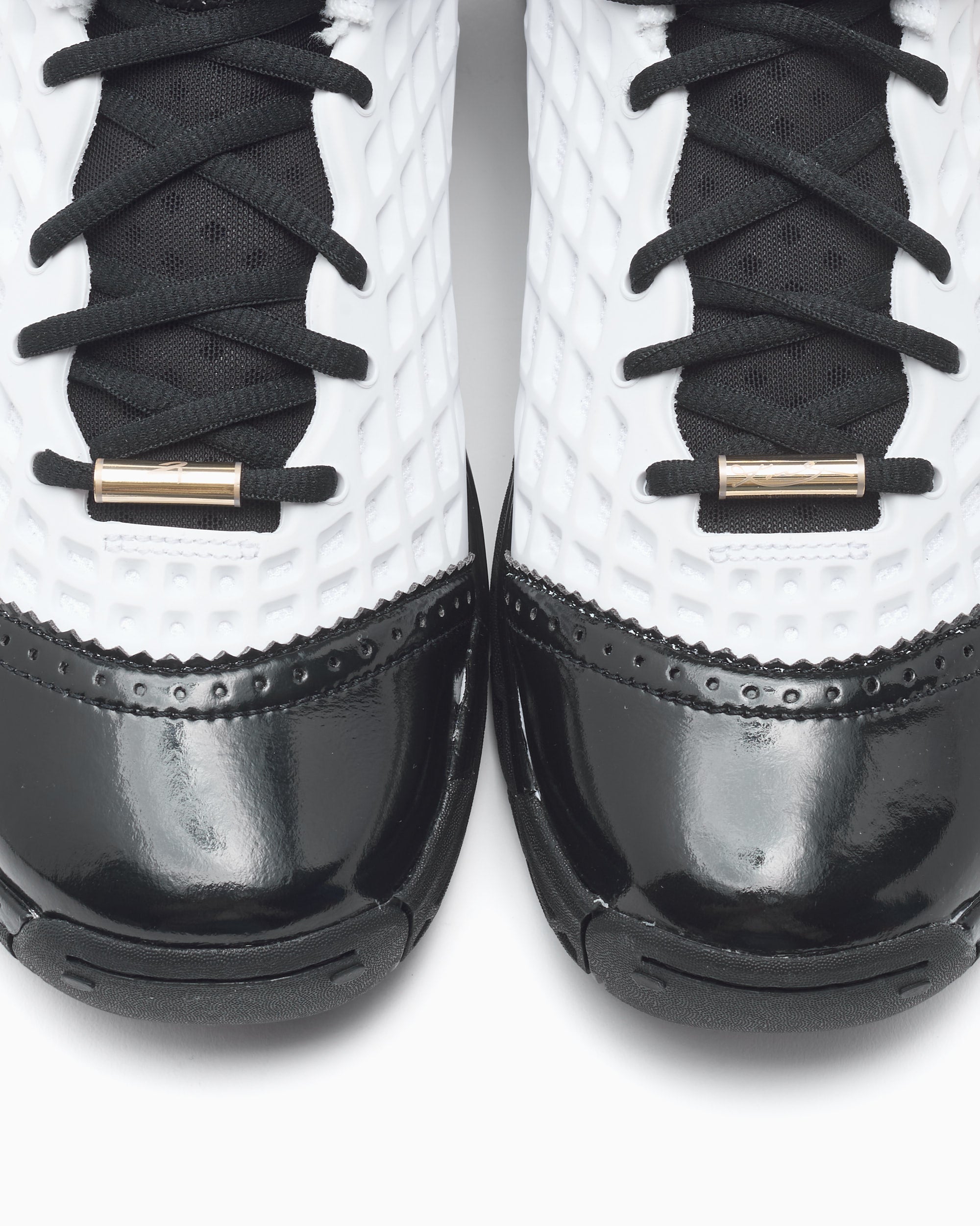 Sneakers Nike Kobe 3 Low Protro "Mambacita" - IQ3916-100