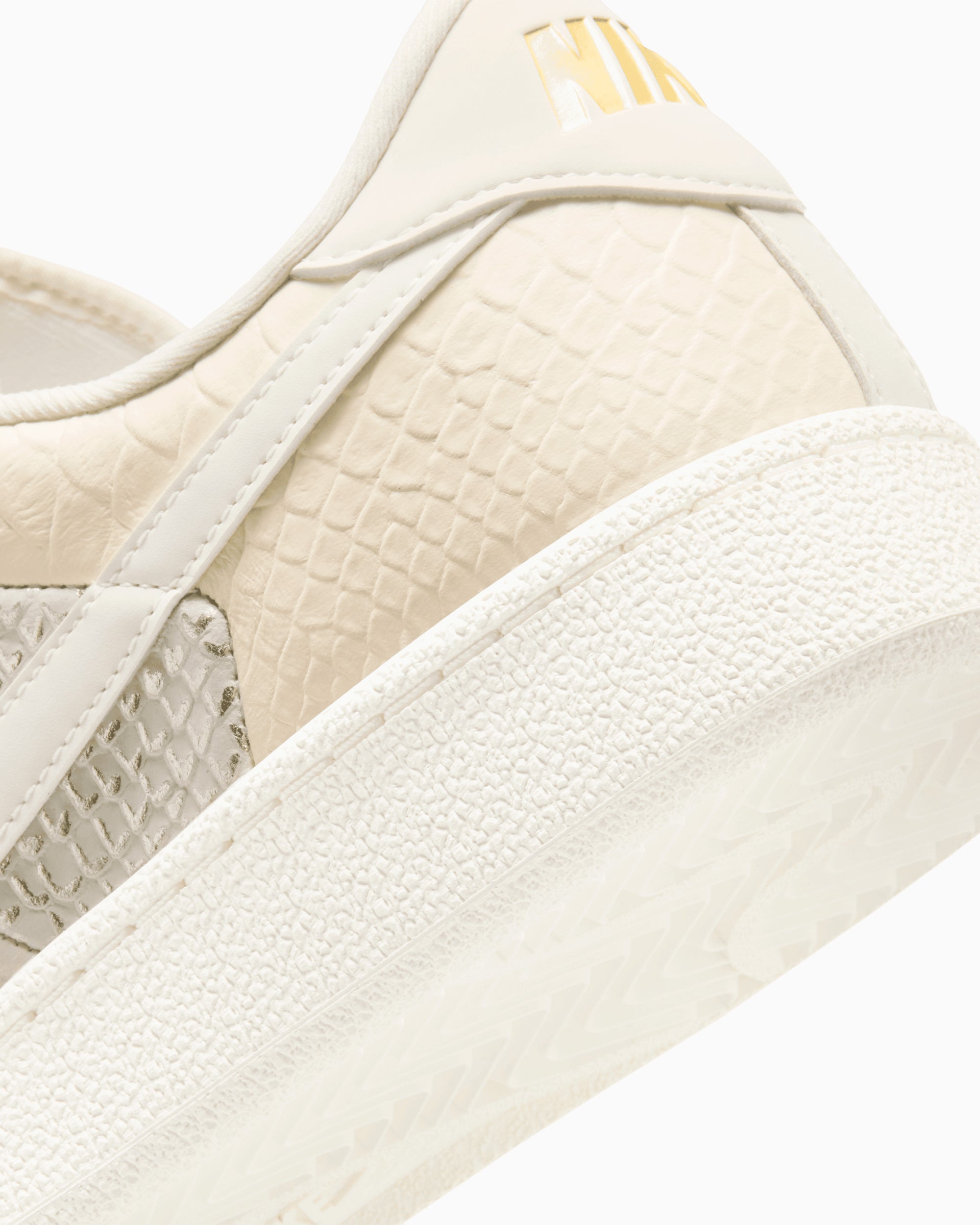 Sneakers Nike Tennis Classic CS Premium - IQ5786-100