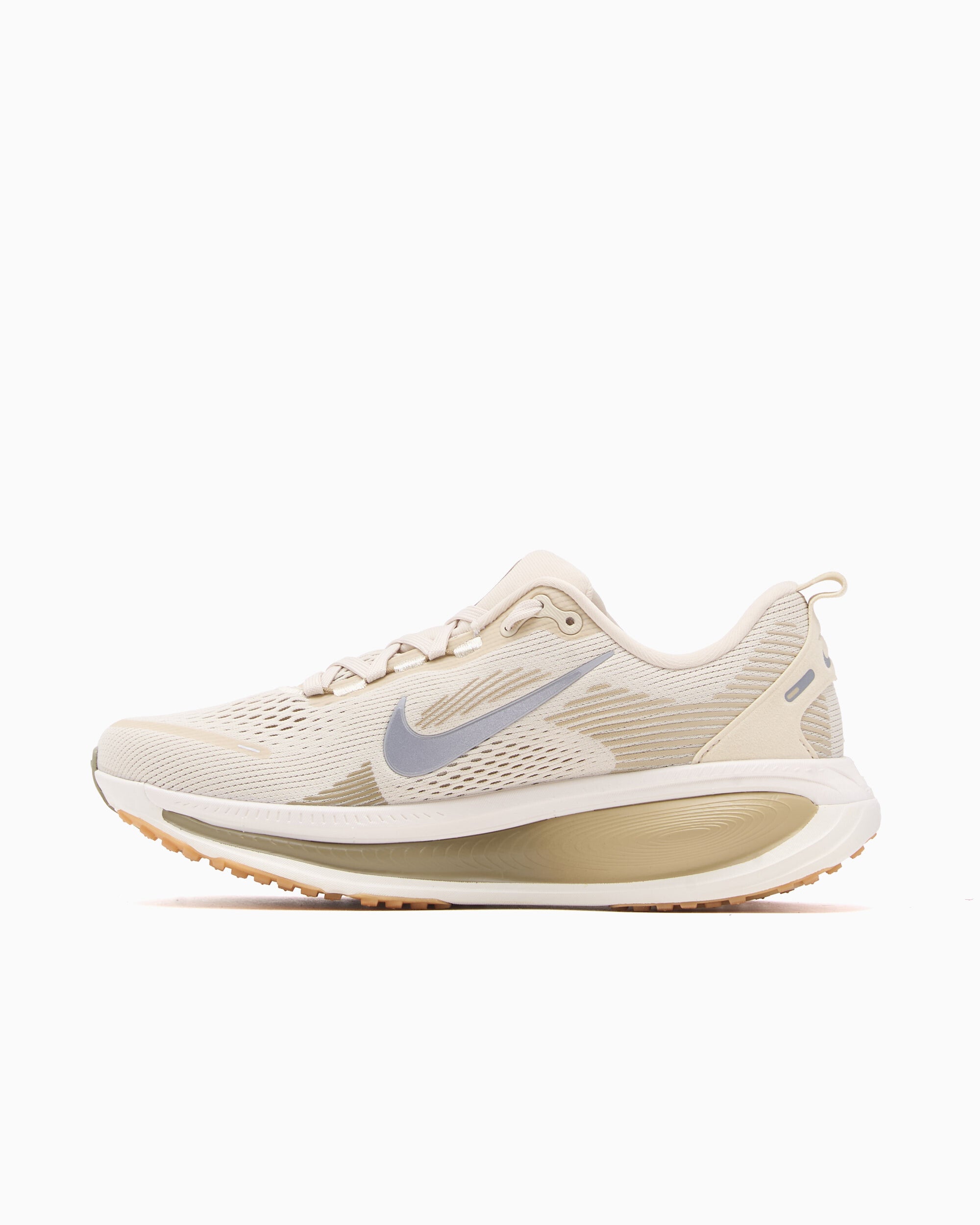 Sneakers Nike Vomero 18 ESS - IM8333-200