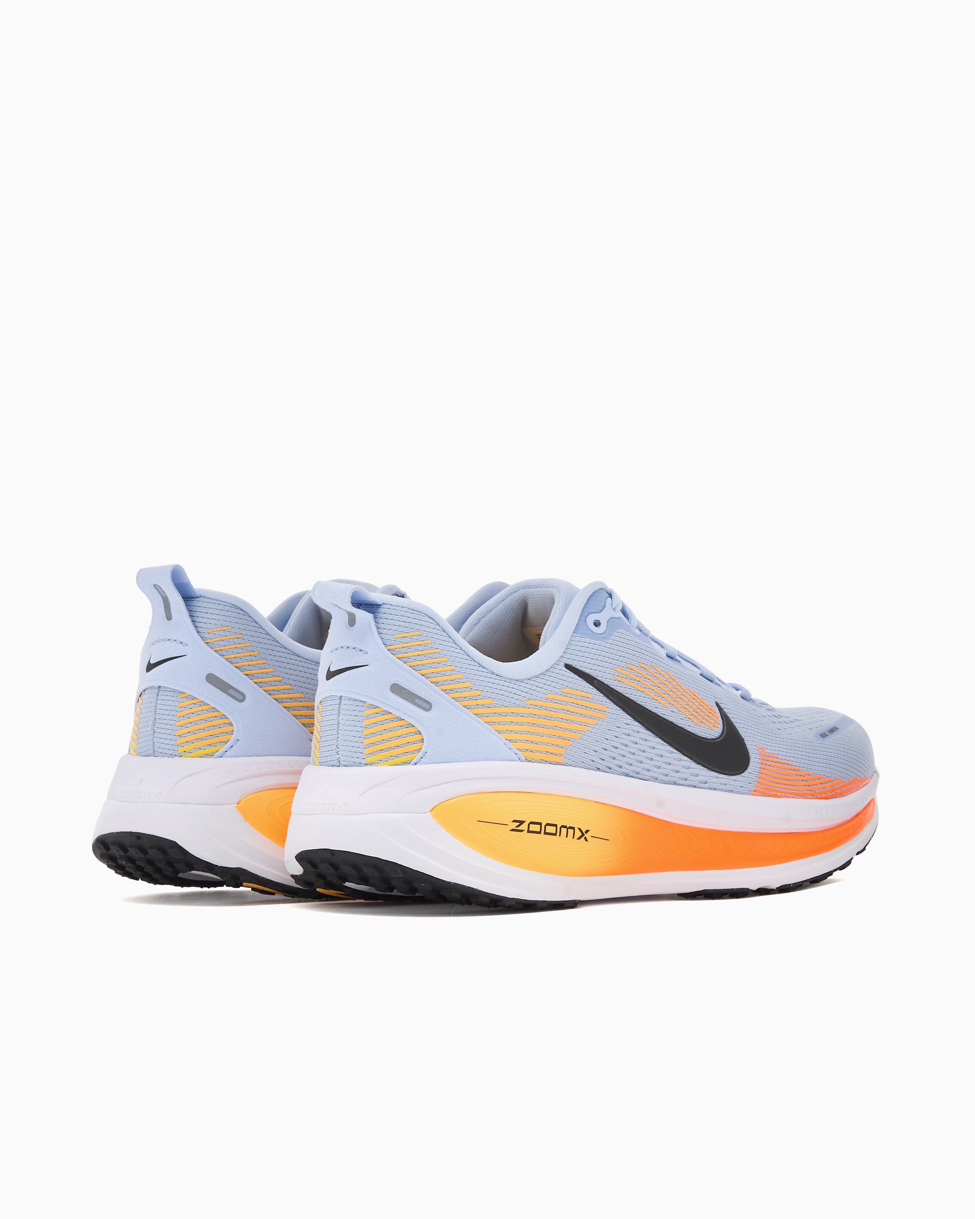 Sneakers Nike Vomero 18 - HM6803-404