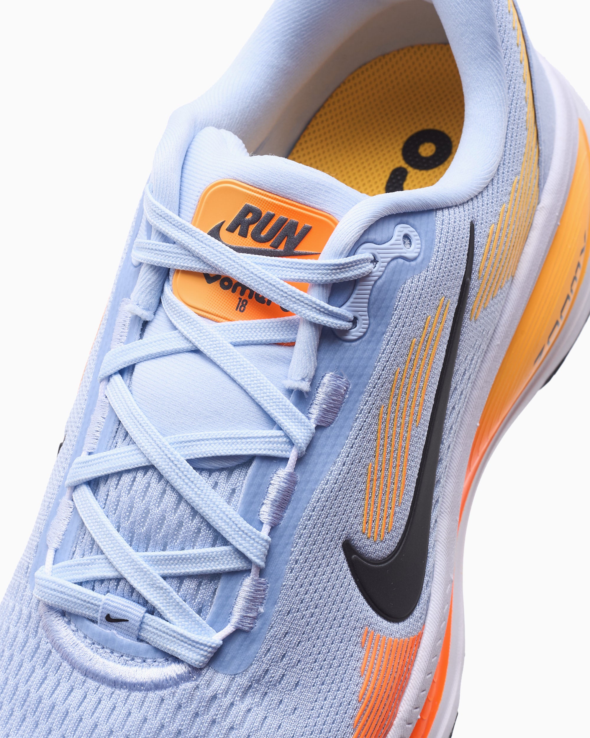 Sneakers Nike Vomero 18 - HM6803-404