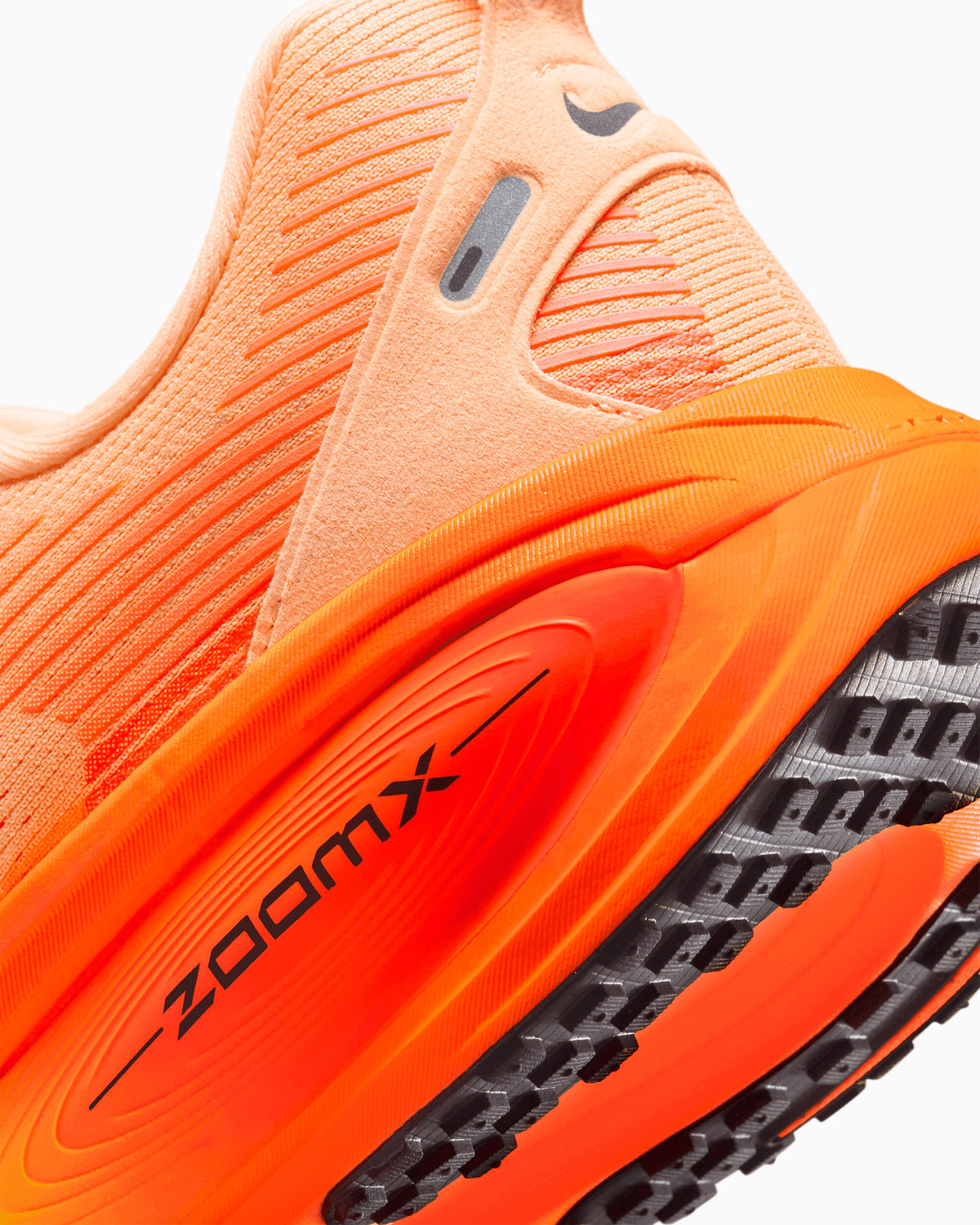 Sneakers Nike Vomero 18 - HM6803-700
