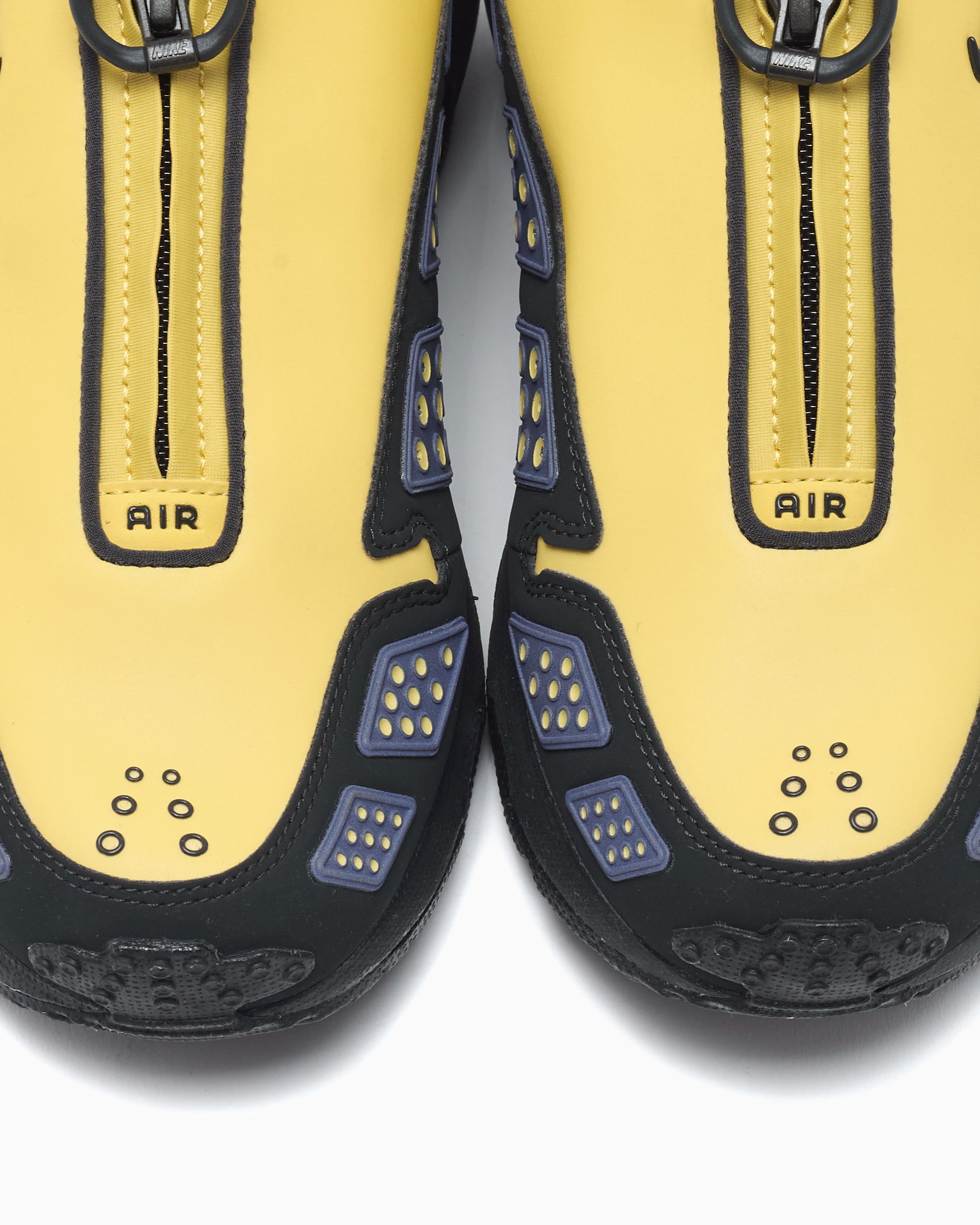 Sneakers Nike Women's Air Max SNDR - HF1199-700