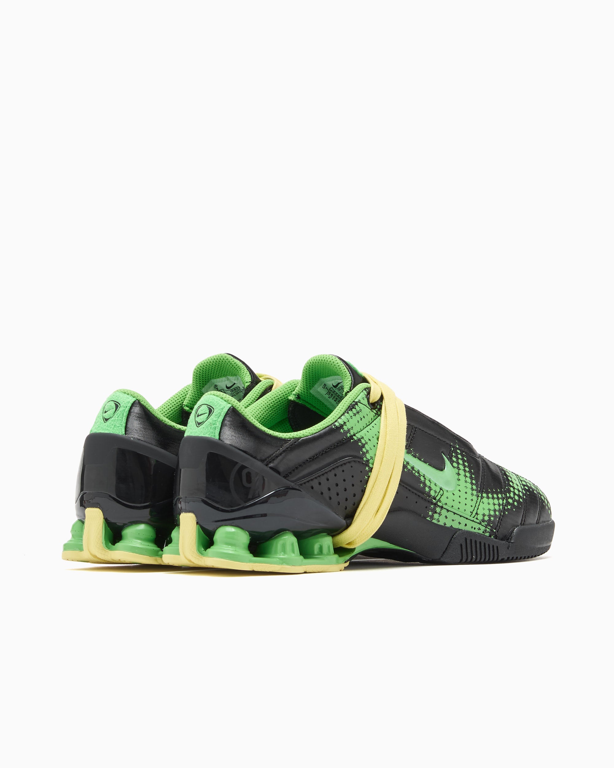 Sneakers Nike Women's Total 90 Shox Magia - IR8176-002