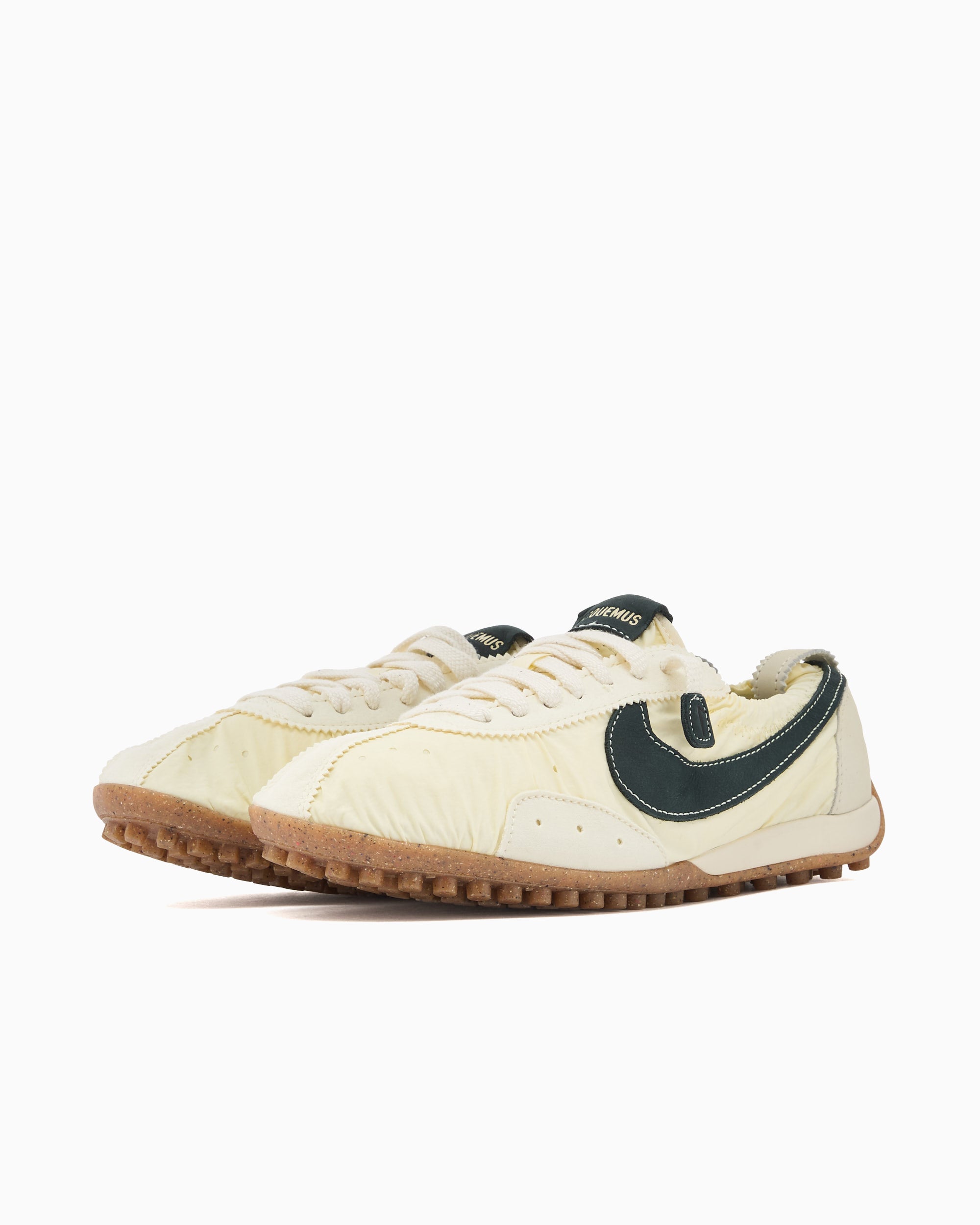 Sneakers Nike x Jacquemus Women's Moon Shoe "Alabaster" - HV8547-700