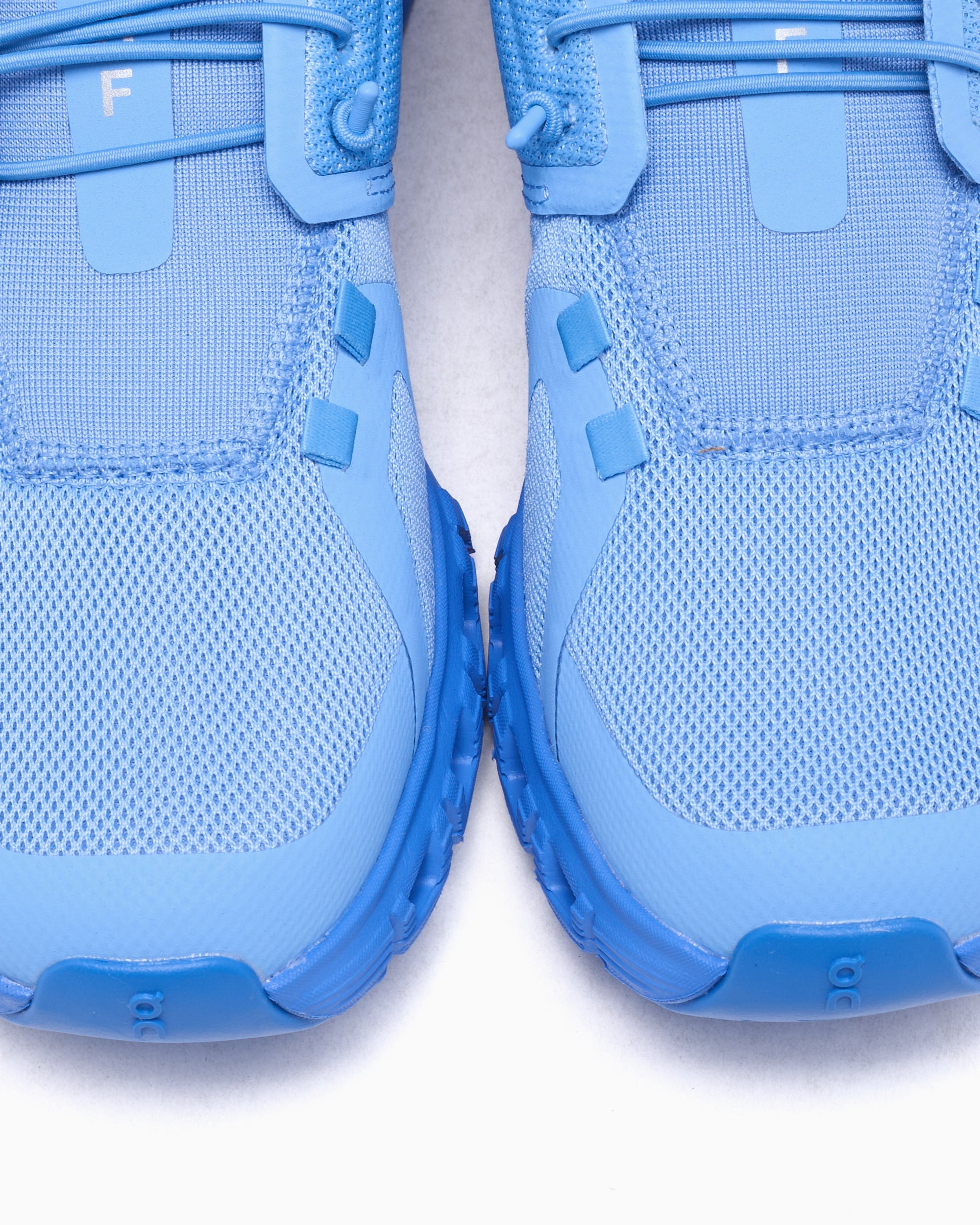 Sneakers On x Sky High Farm Goods Women's Cloud 6 - 3WF30815663