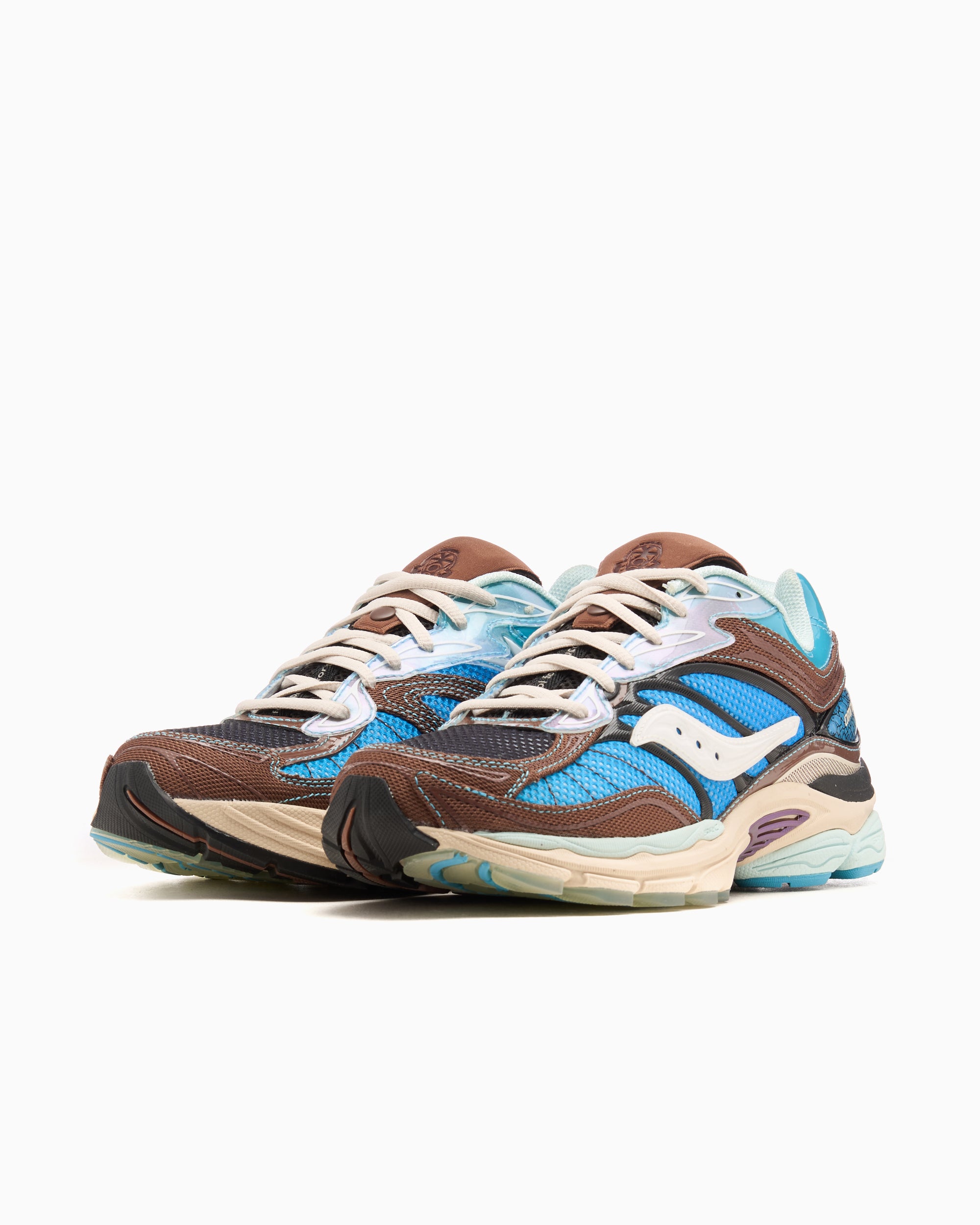 Sneakers Saucony x Footpatrol ProGrid Omni 9 - S70923-1