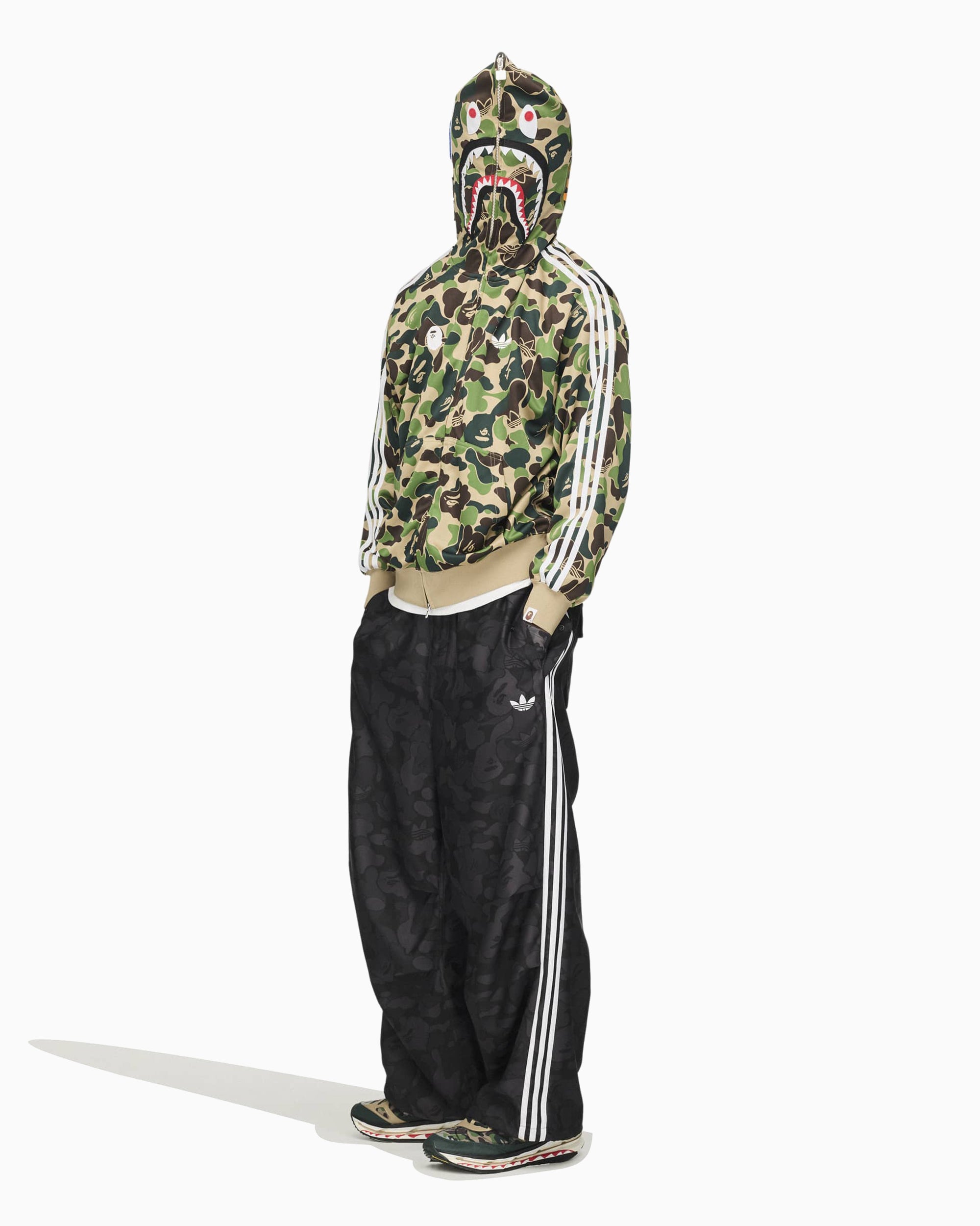 Sweatshirts adidas Originals x BAPE Shark Graphic Relaxed Men's Zip-Up Sweatshirt - KF4916