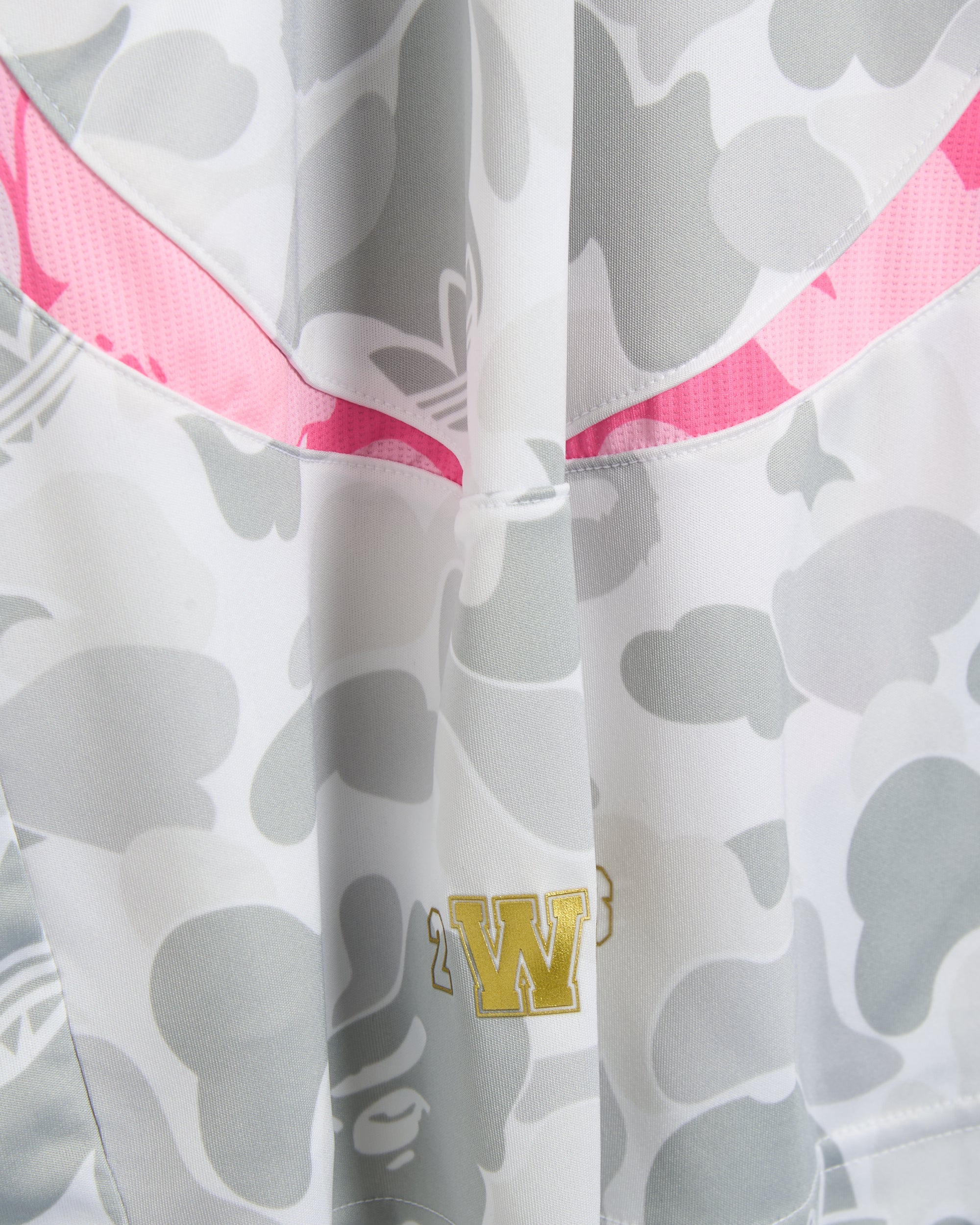 T-Shirts adidas Originals x BAPE Teamgeist Graphic Men's Jersey T-Shirt - KU5996
