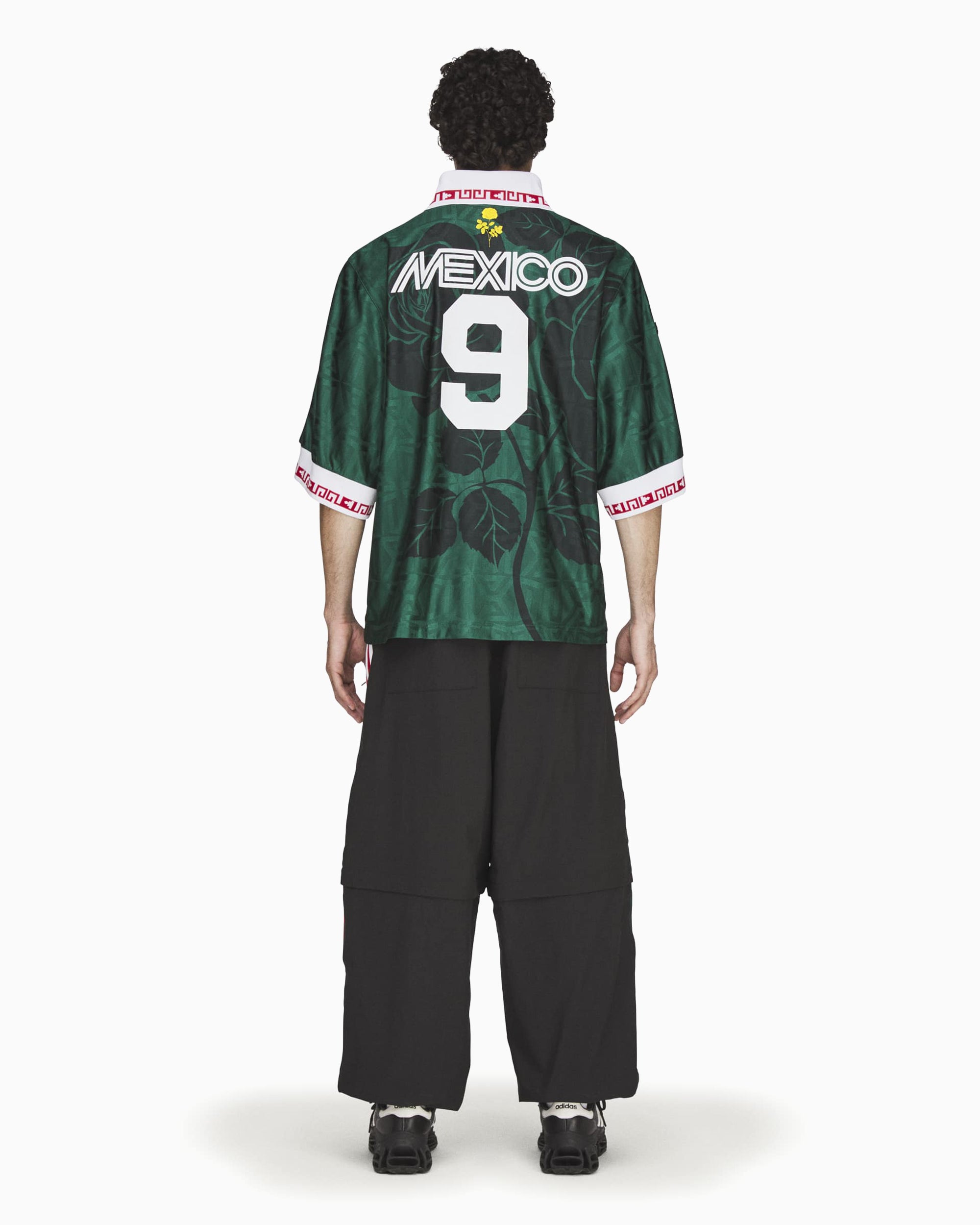 T-Shirts adidas Originals x Pharrell Williams Logo Half-Sleeved Oversize Men's Jersey T-Shirt - KU7803