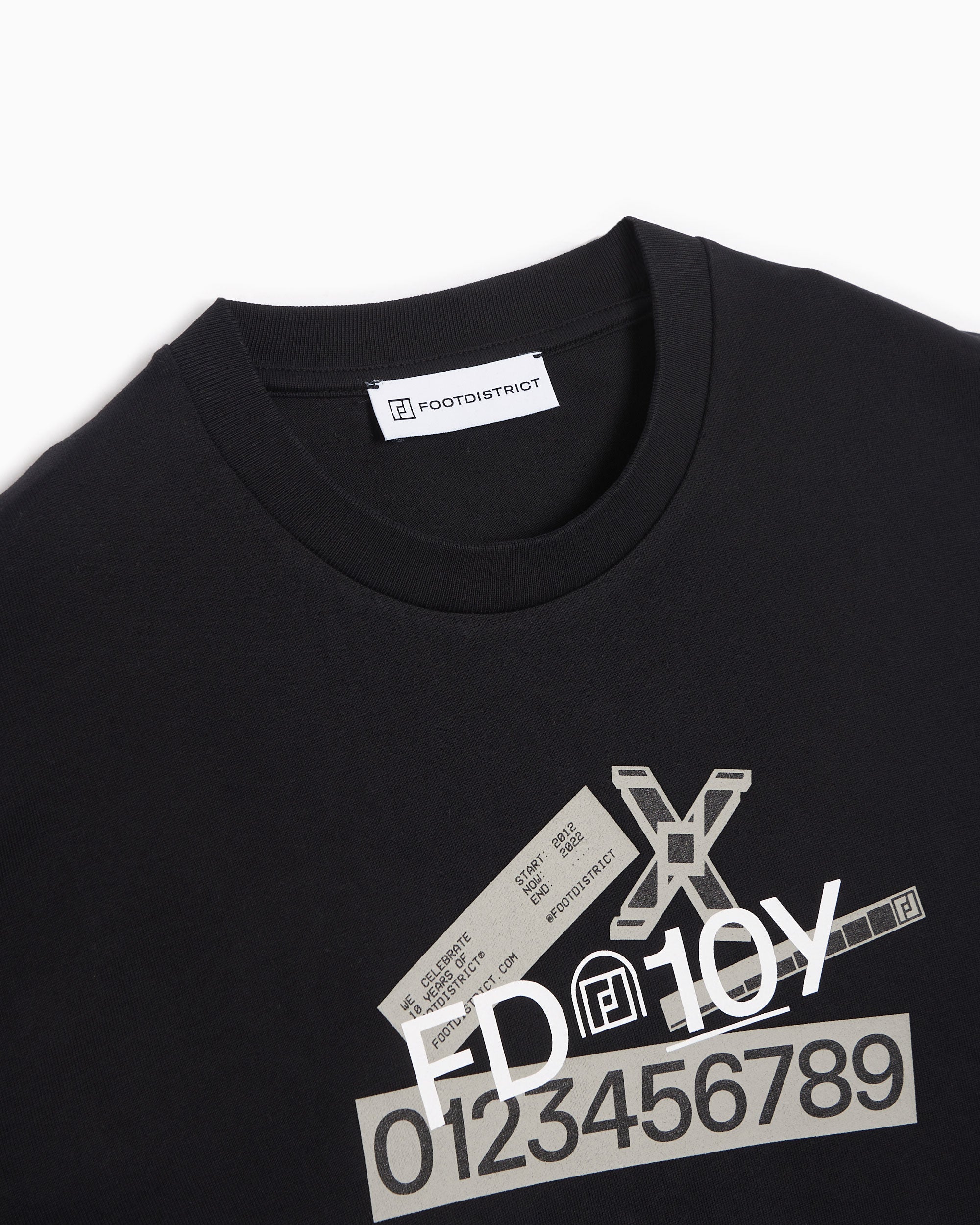 T-Shirts FOOTDISTRICT 10th Anniversary FD10Y Unisex T-Shirt Unisex T-Shirt - FDFW23-TEE1-BLACK