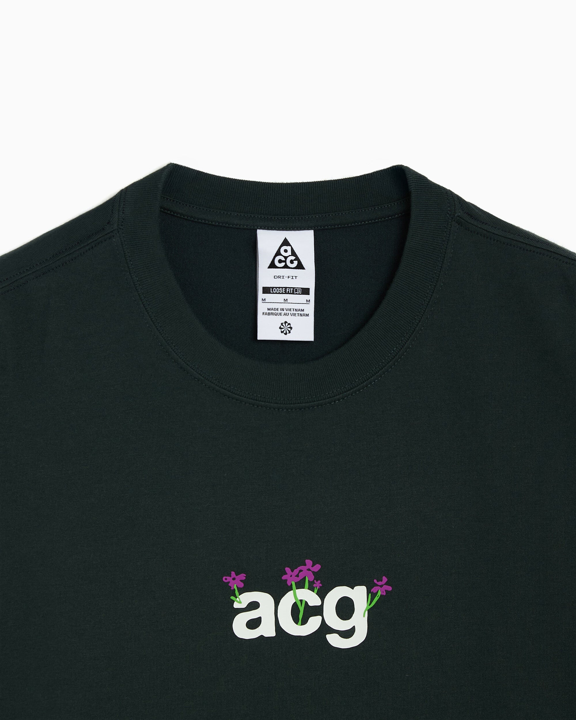 T-Shirts Nike ACG Dri-FIT "Camp Meadows" Graphic Relaxed Men's T-Shirt - IH1324-317
