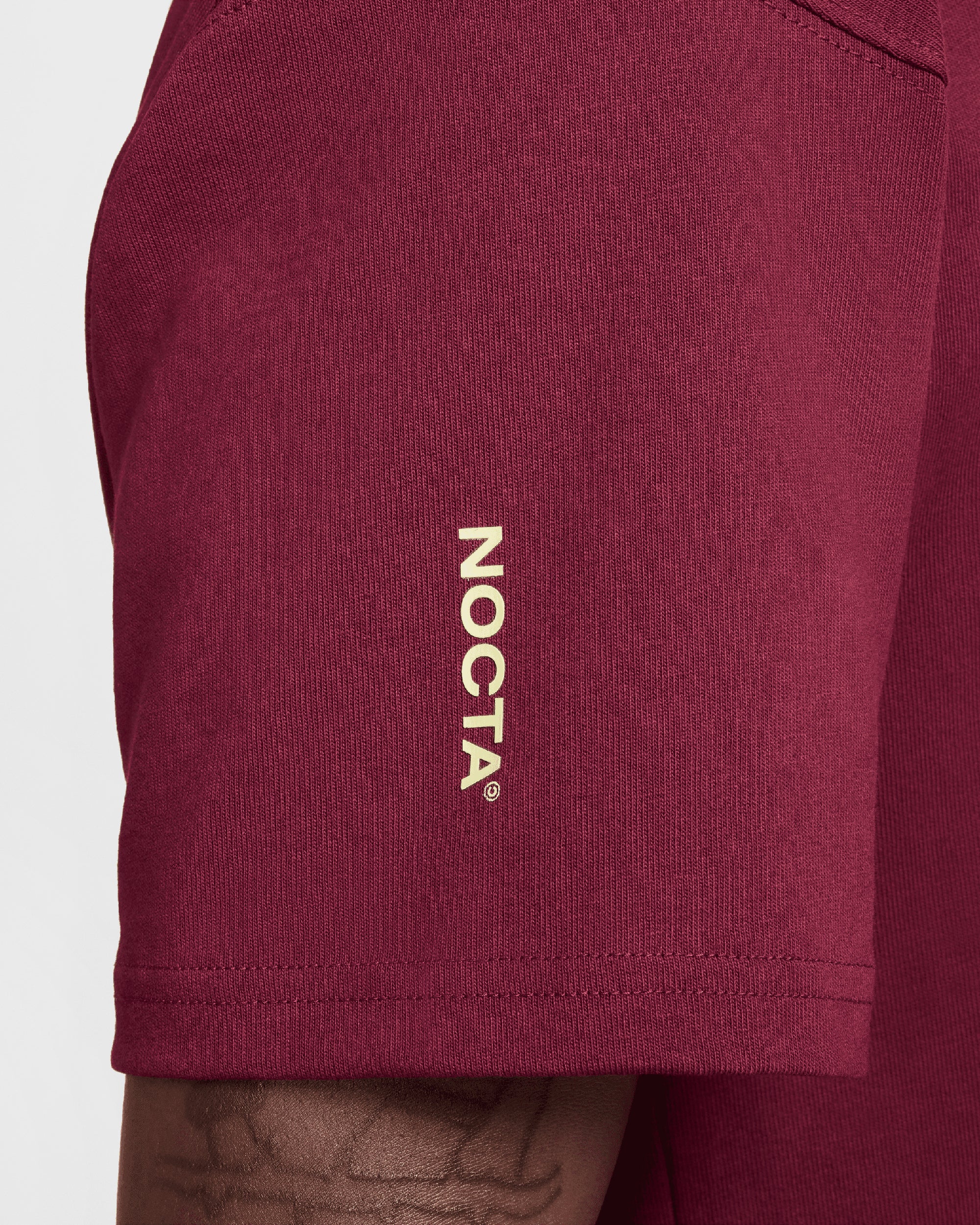 T-Shirts Nike x Drake NOCTA NRG CS Logo Relaxed Men's T-Shirt - HM5774-638