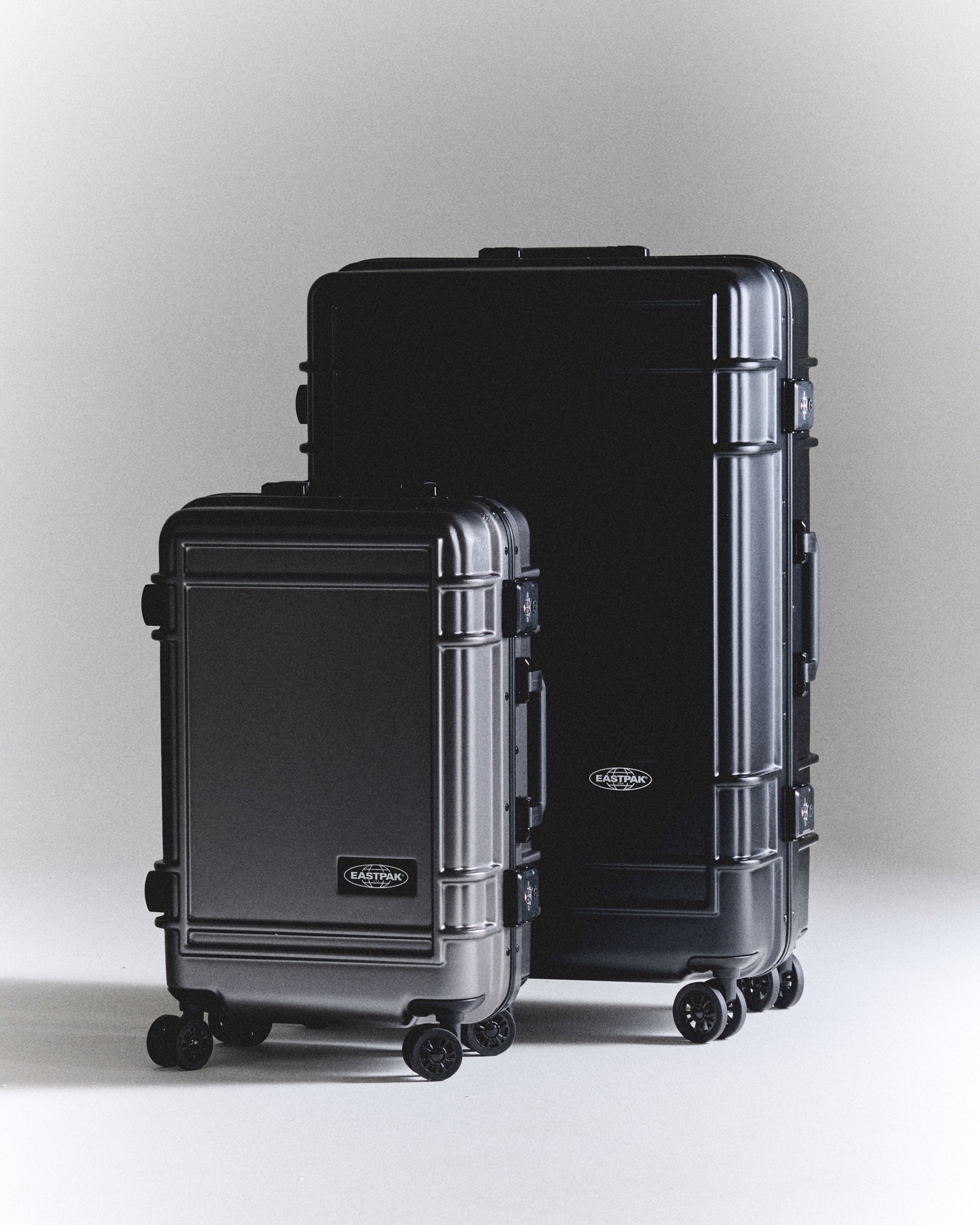 Backpacks and Suitcases Eastpak Resist'r Luggage Case (L) Unisex Backpacks and Suitcases - EK0A5BJG0081