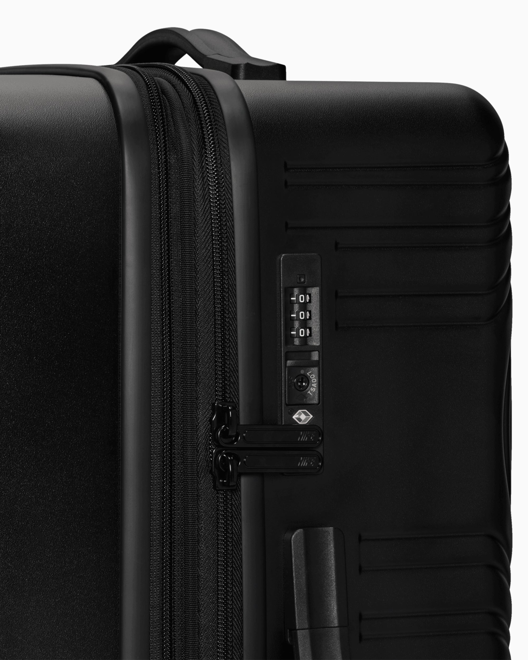 Backpacks and Suitcases Nike Carry-On 96L Unisex Suitcase - IO0771-010