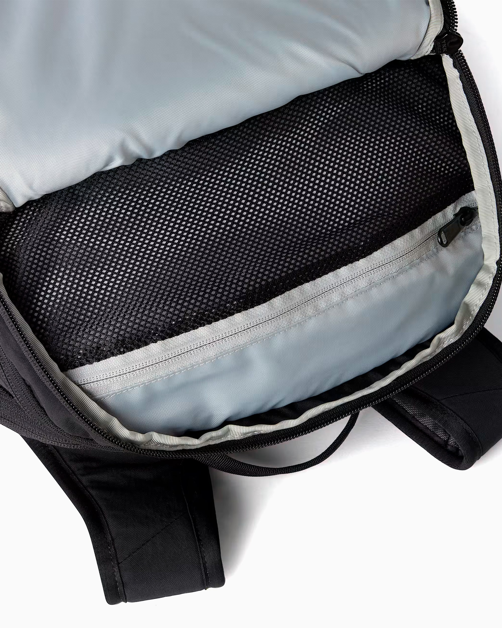 Backpacks and Suitcases The North Face Kaban LTE Unisex Backpack - NF0A8BK8KX71
