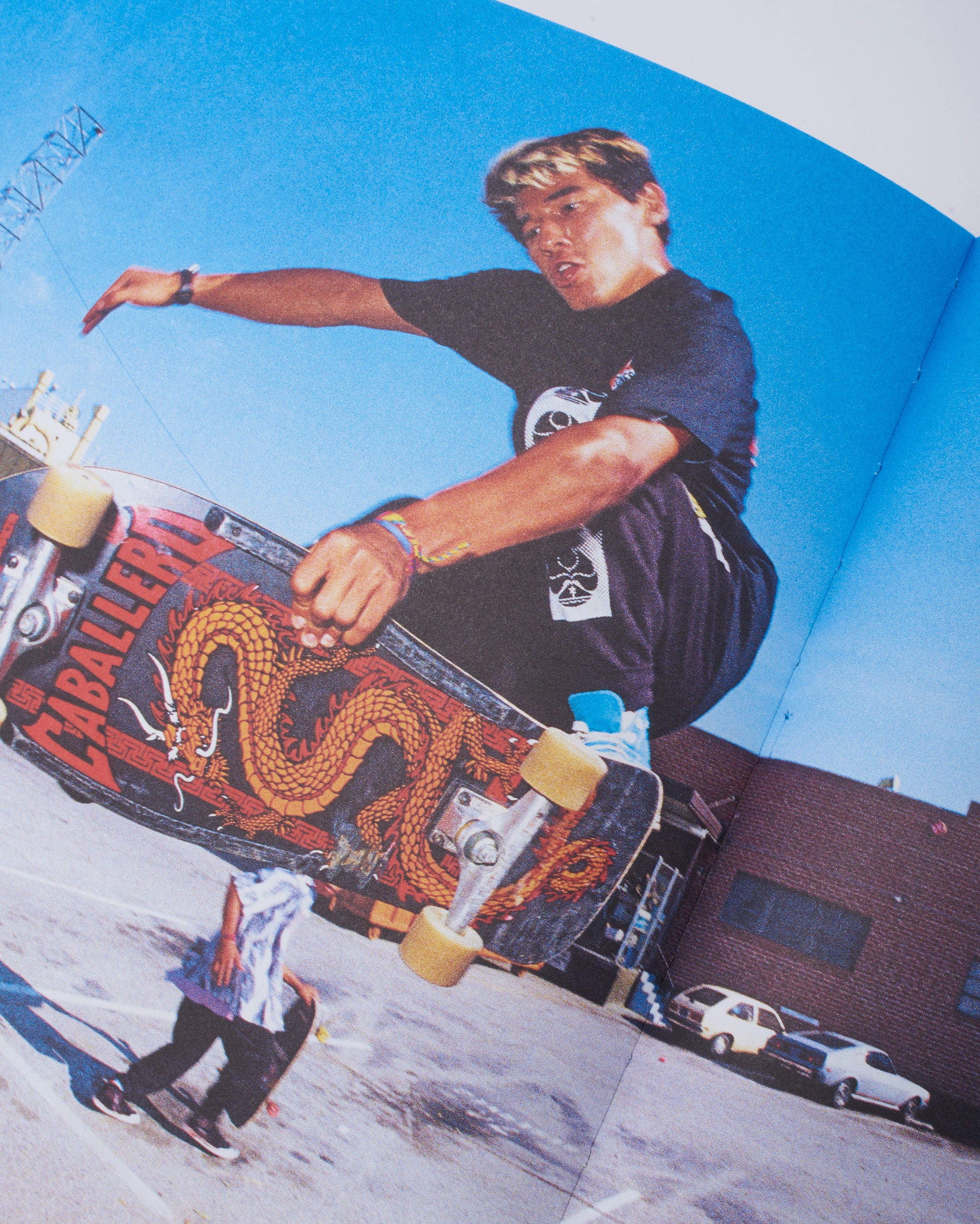 Books Magazines Rizzoli 1000 Skateboards - 9780789341464