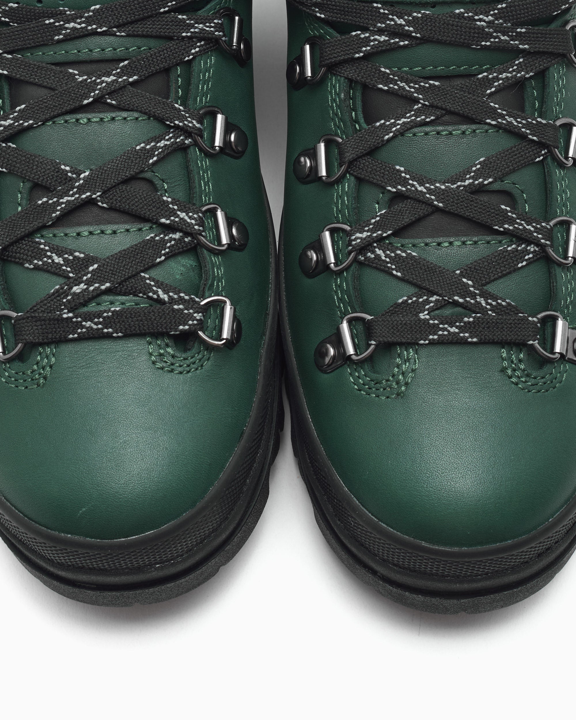 Boots Timberland World Hiker Low Lace Up Gore-Tex® Vibram Men's Boots - TB0A418GEEQ1