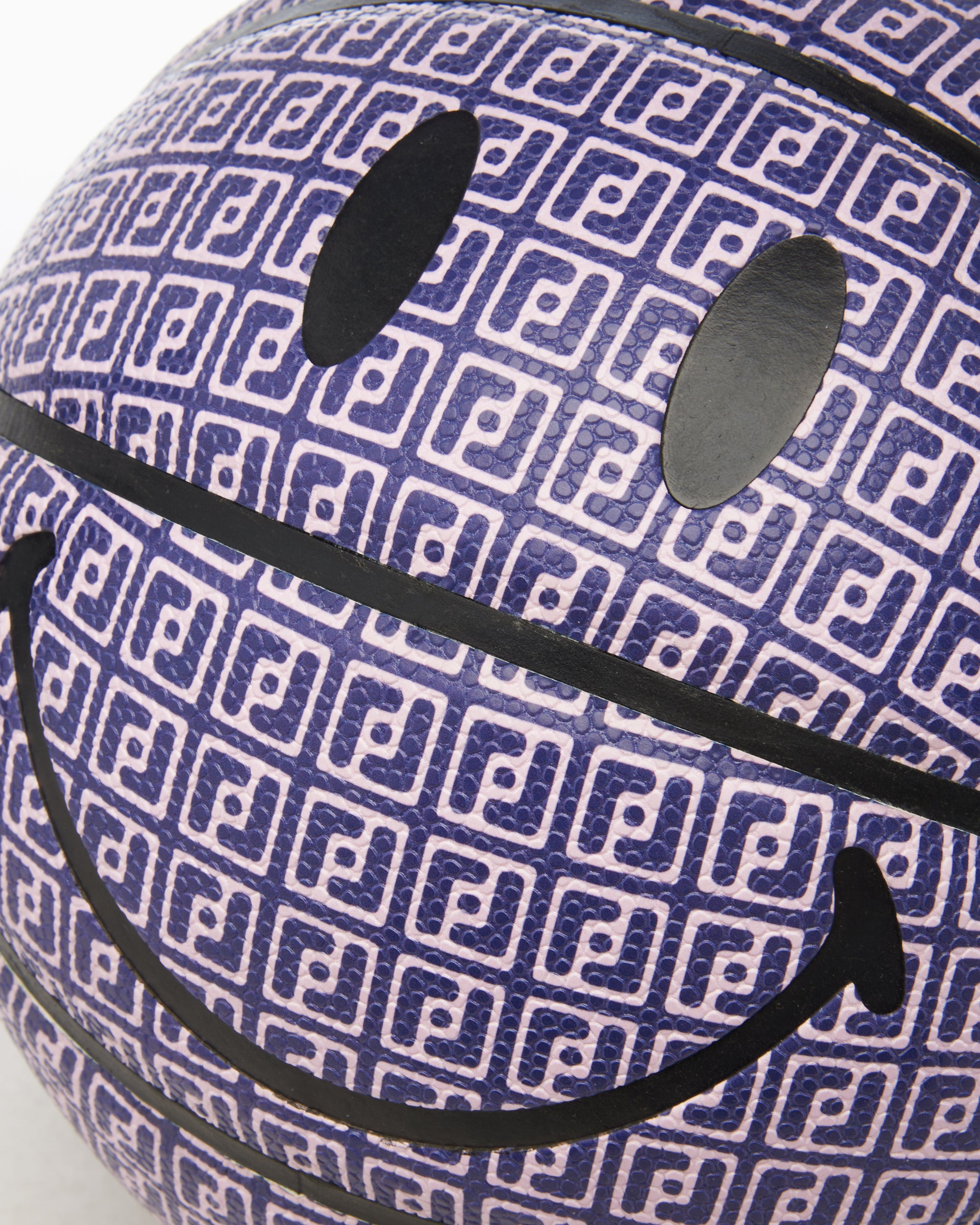 Decoration FOOTDISTRICT x MARKET Smiley Allover Printed Logo Basketball Ball - 360001485-PURPLE