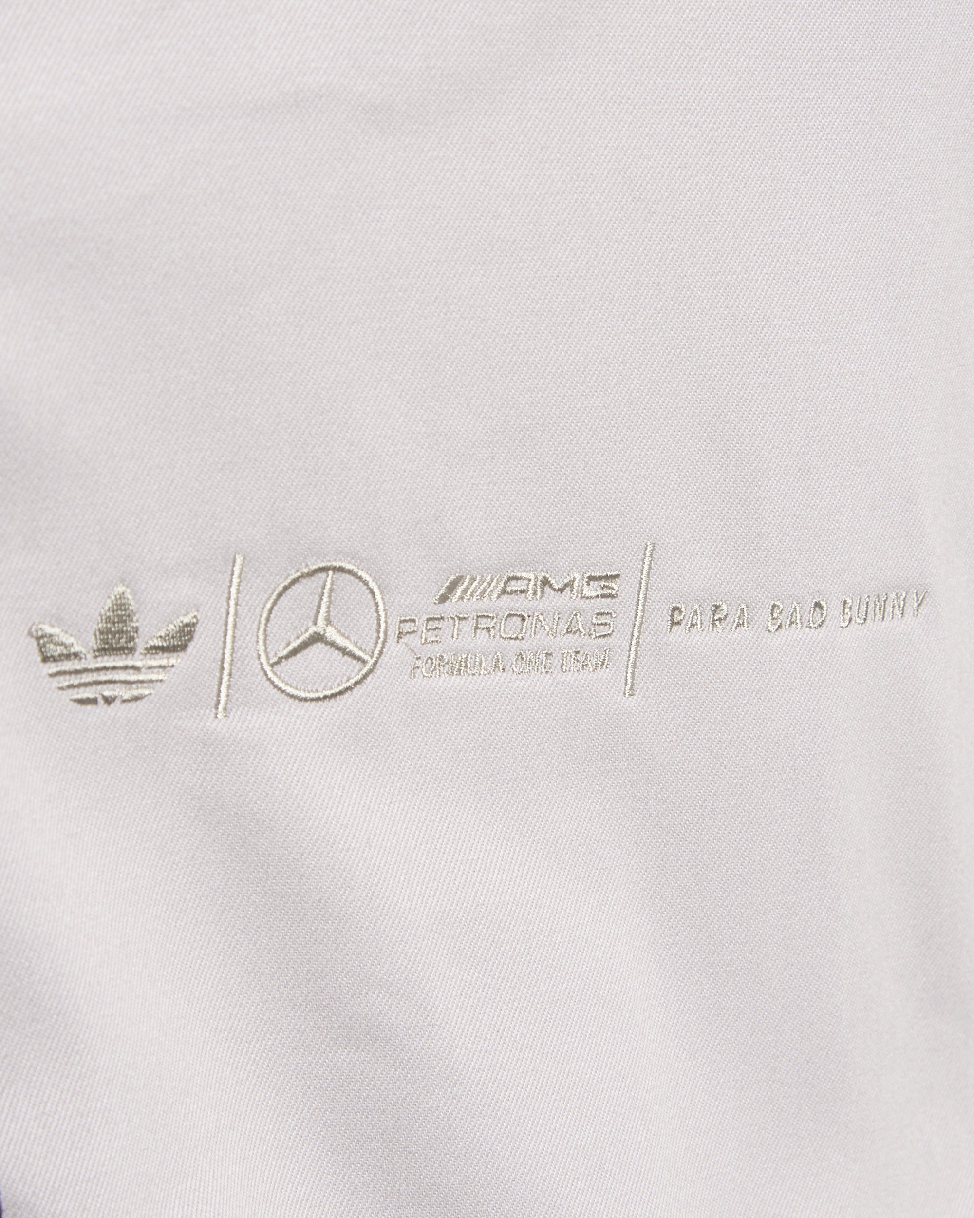 Jackets Coats adidas Originals x Bad Bunny x Mercedes AMG Petronas Racing Logo Relaxed Men's Light Jacket - KD7594