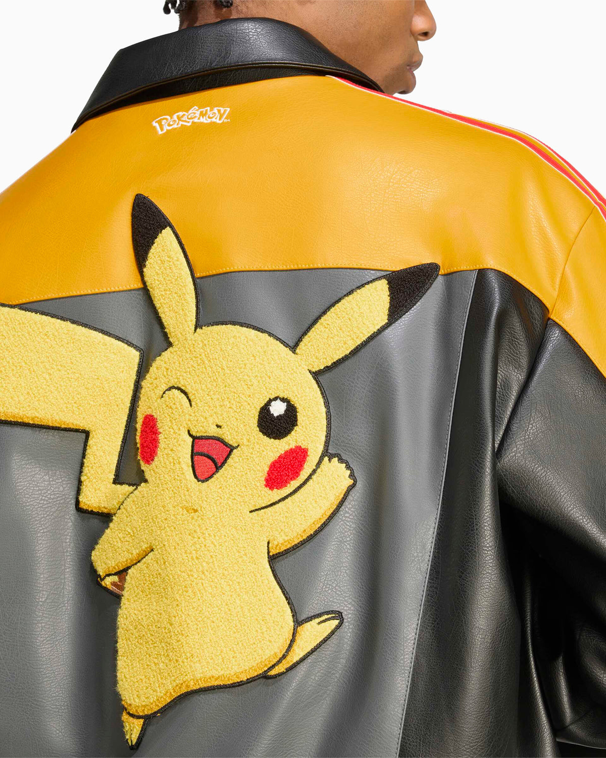 Jackets Coats adidas Originals x Pokemon "Pikachu" with patches Relaxed Unisex Bomber - KS4301