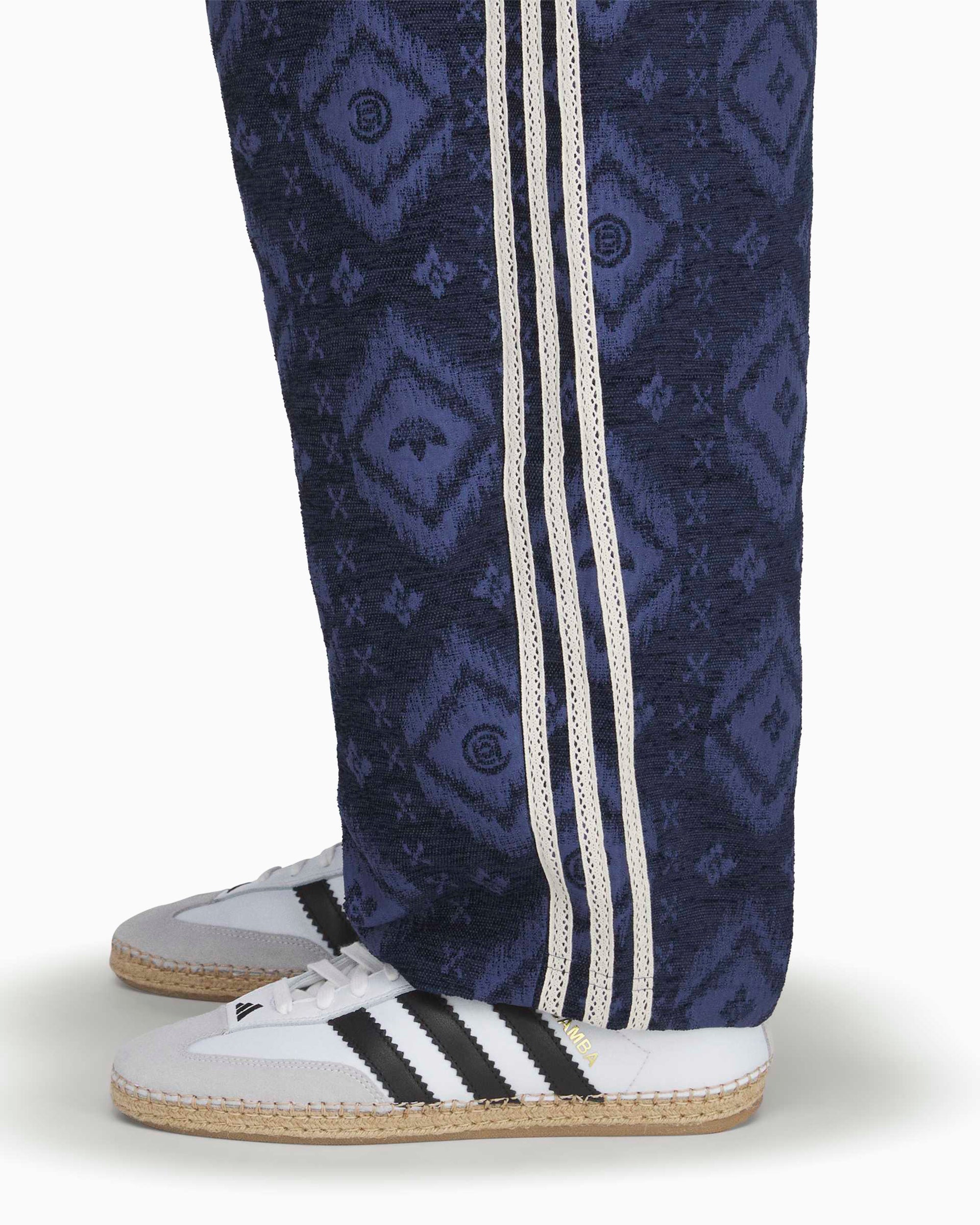 Pants adidas Originals x CLOT Ikat Relaxed Unisex Sweatpants - KE7067