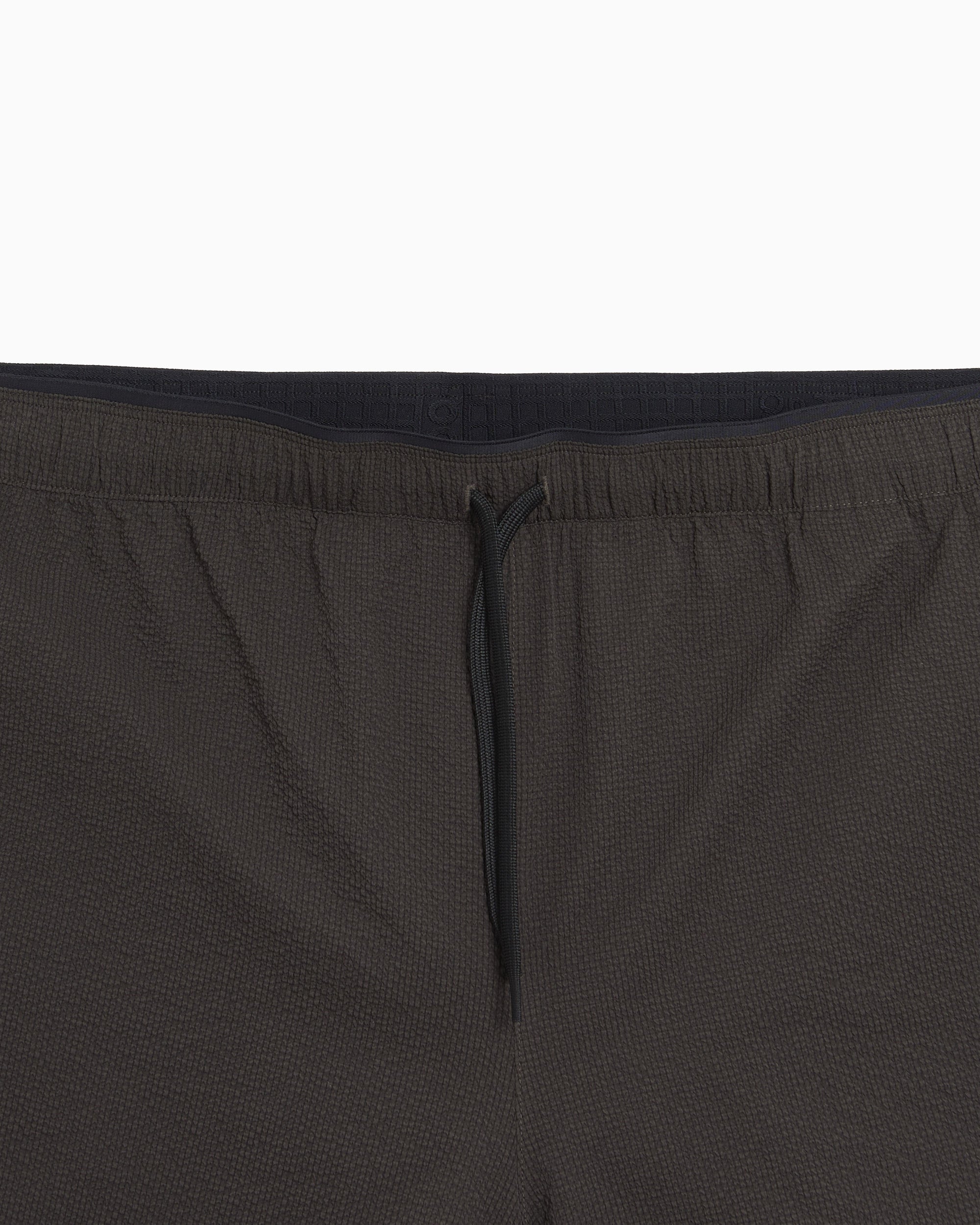 Shorts On Performance Volt Water-Repellent Men's Shorts - 1MG30744959