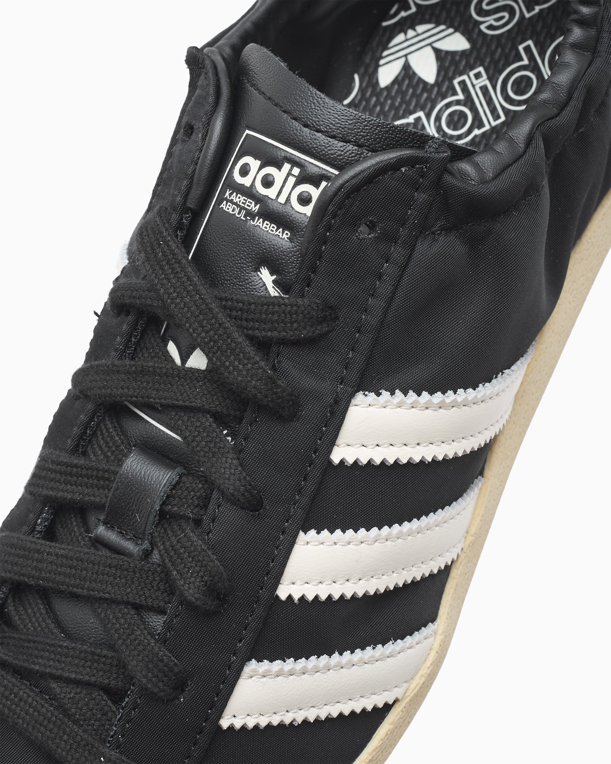 Sneakers adidas Jabbar Low Scrunch - KK3997