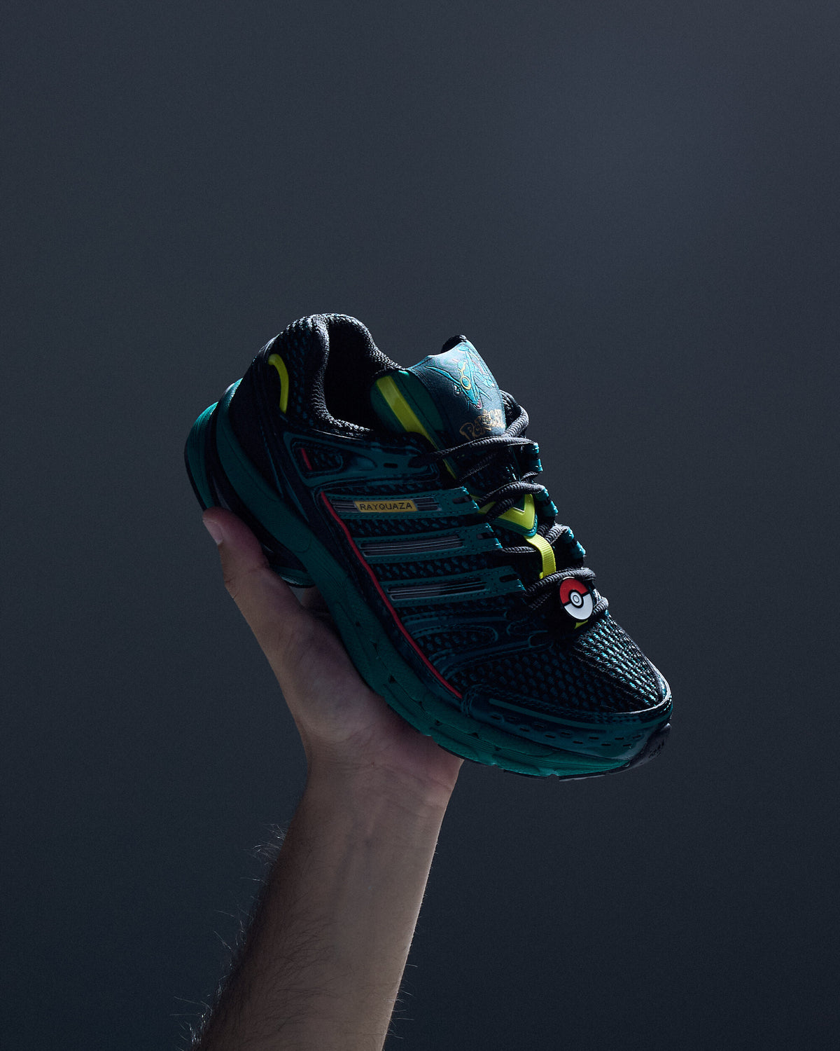 Sneakers adidas Originals x Pokemon Adistar Control 5 "Rayquaza" - KI8179
