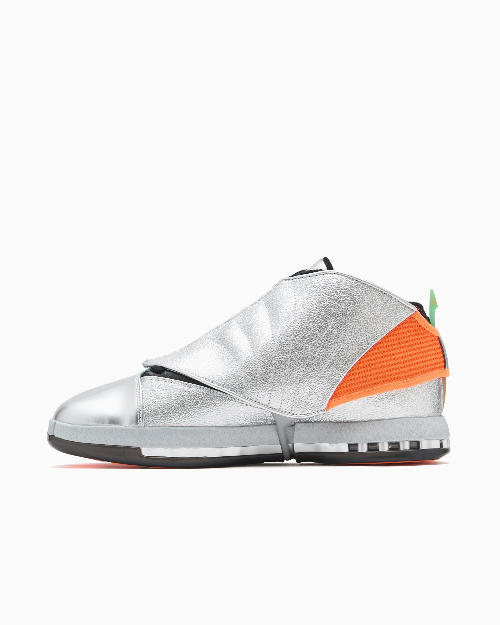 Sneakers Air Jordan 16 x Free The Youth OG - IV7638-001