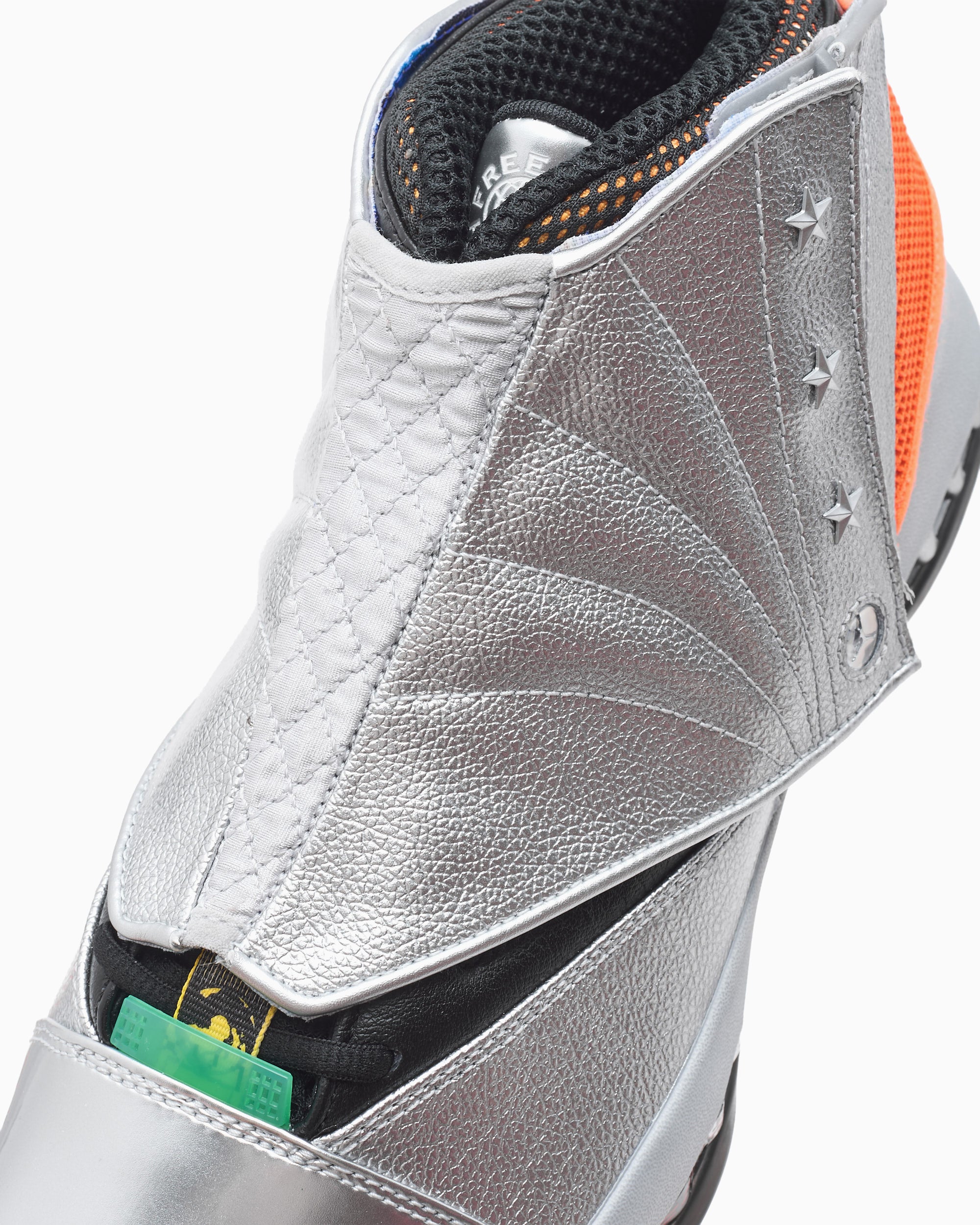 Sneakers Air Jordan 16 x Free The Youth OG - IV7638-001