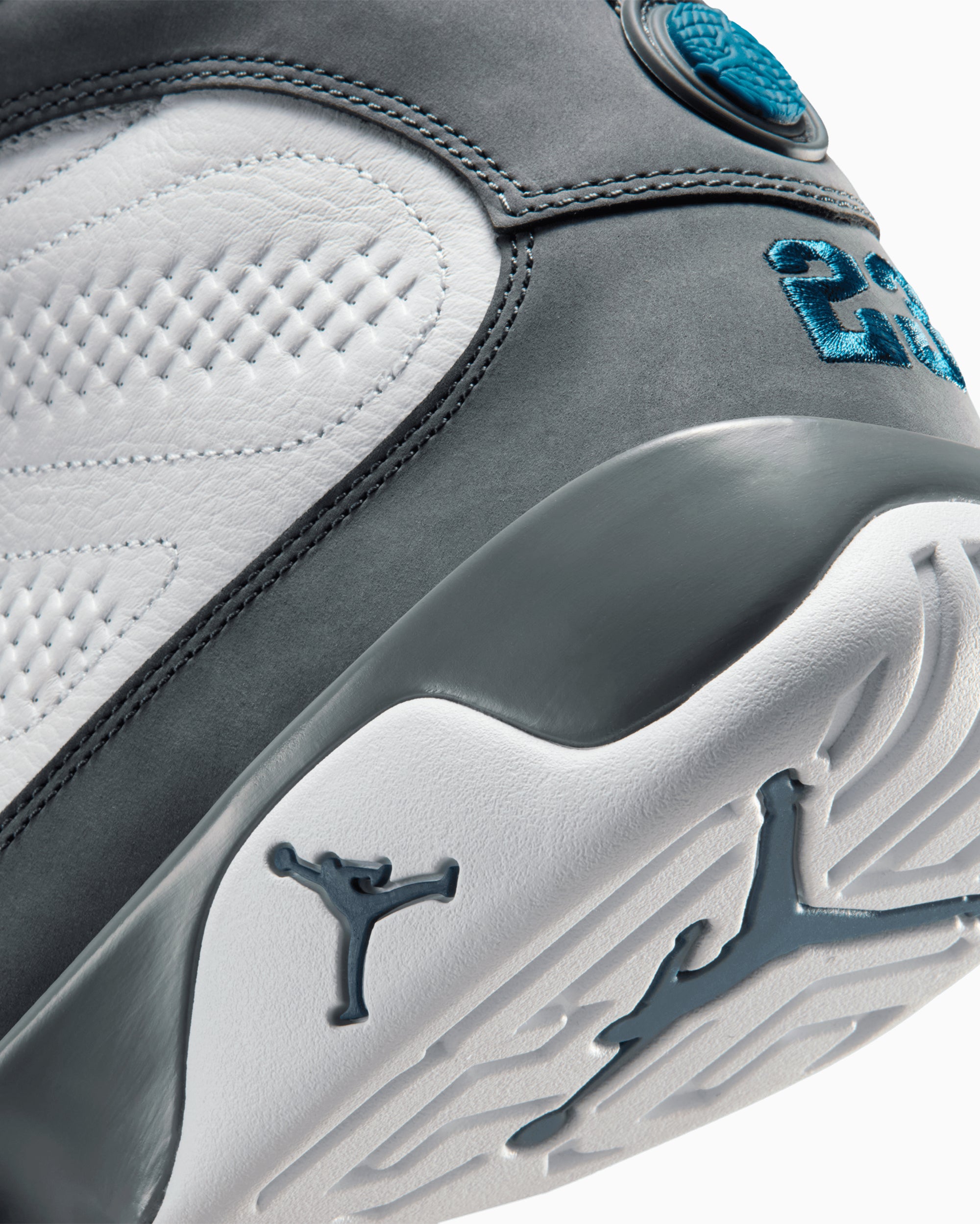 Sneakers Air Jordan 9 Retro "Flint Grey" - HV4794-100