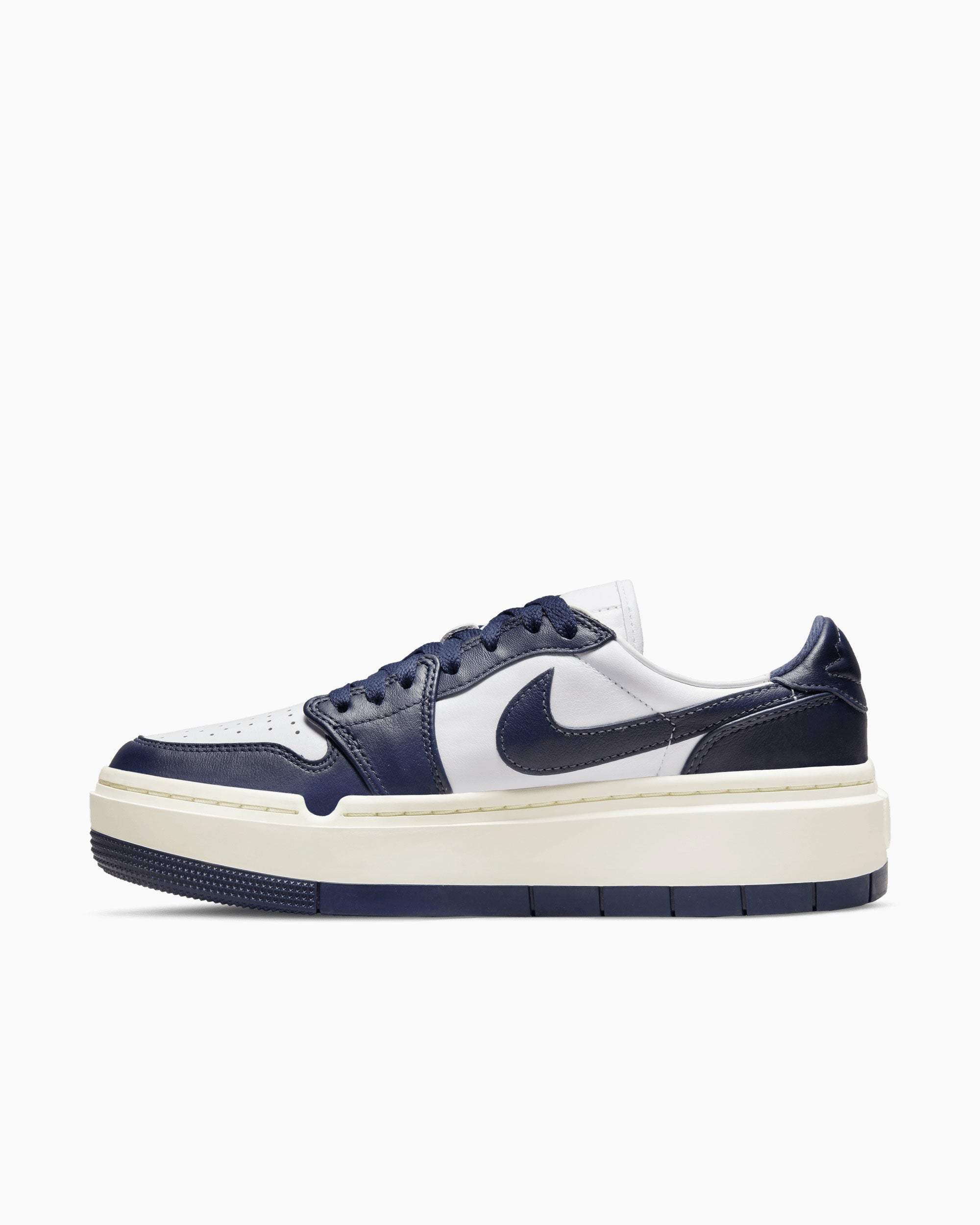 Sneakers Air Jordan Women's 1 Elevate Low "Midnight Navy" - DH7004-141